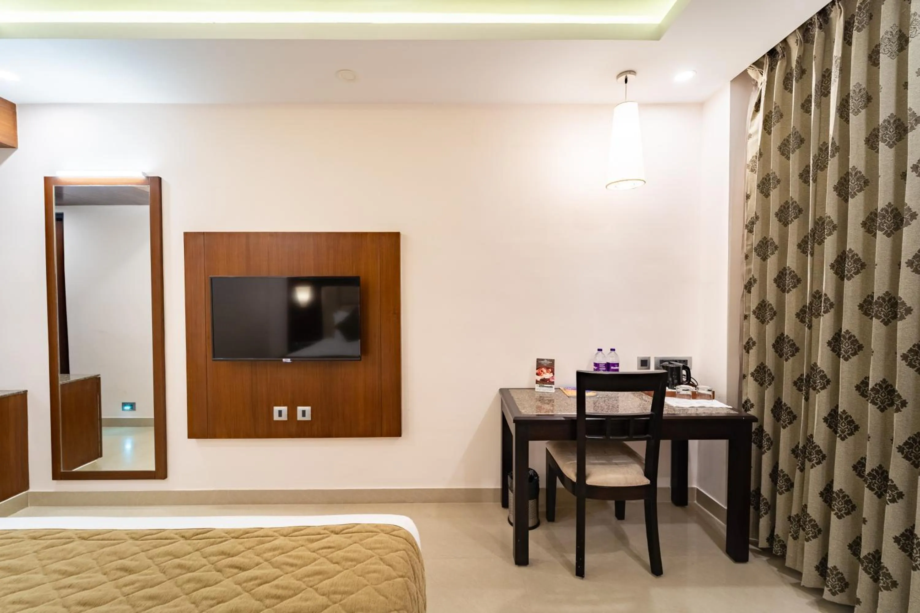 hair dresser, Bed in La Grrande Malar - The Boutique Hotel Pondicherry