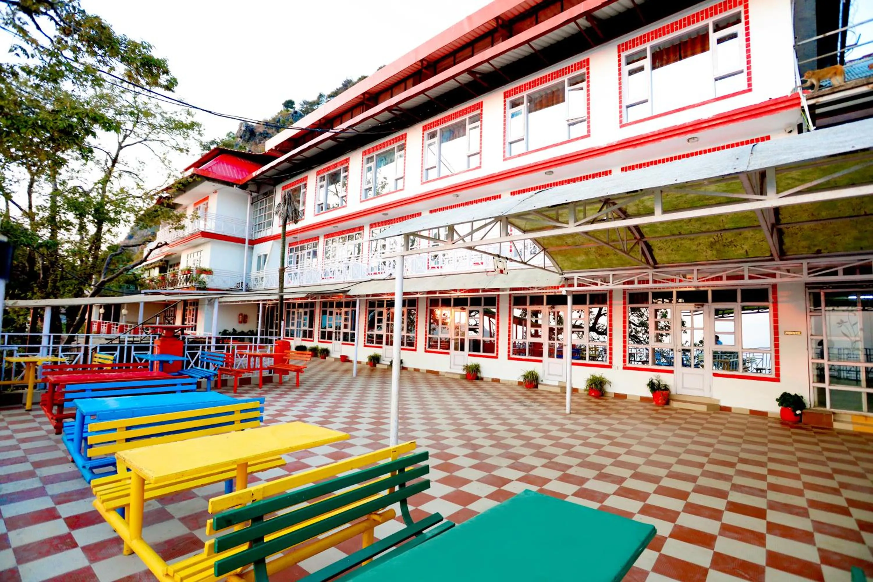 Restaurant/places to eat in Calux Hill Queen at Mall Road with Parking - Formerly Amara