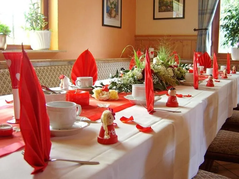 Restaurant/places to eat in Landhotel Alt-Jocketa