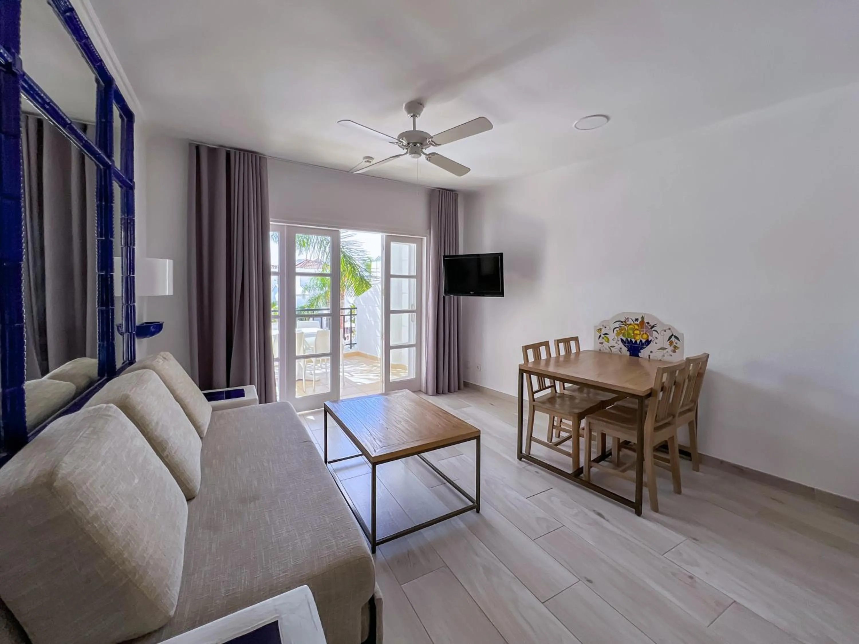 Living room in Apartamentos Parque del Sol