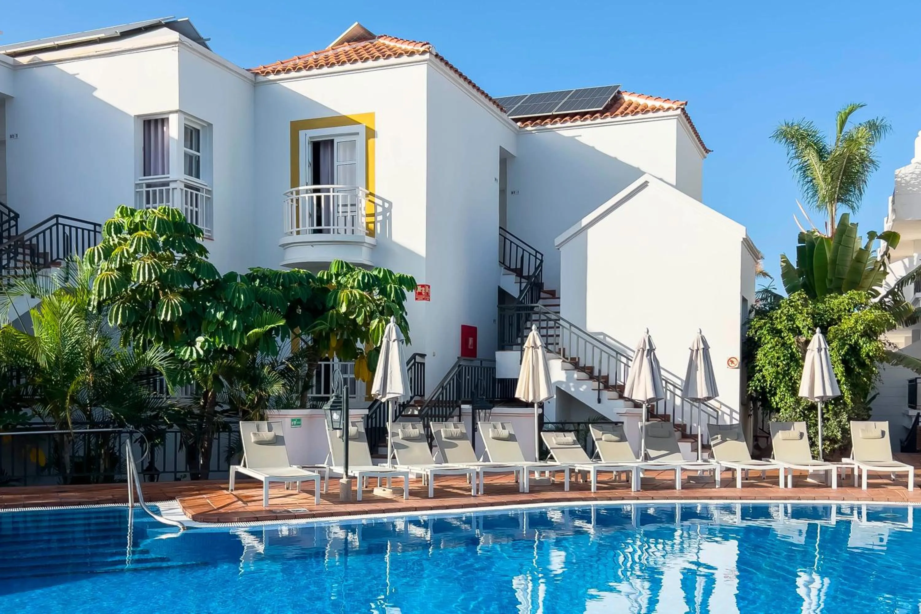 Property building in Apartamentos Parque del Sol