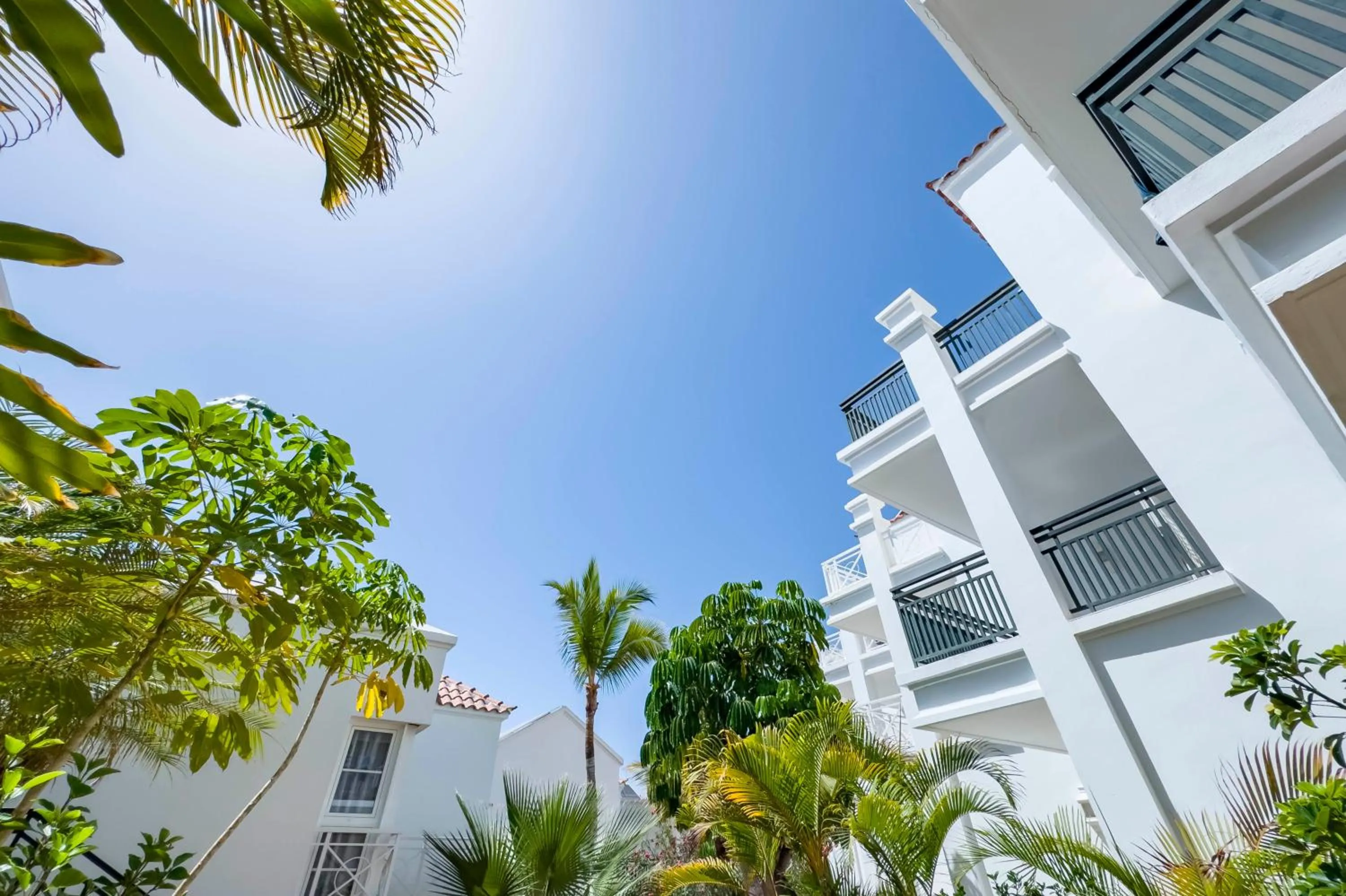 Property building in Apartamentos Parque del Sol