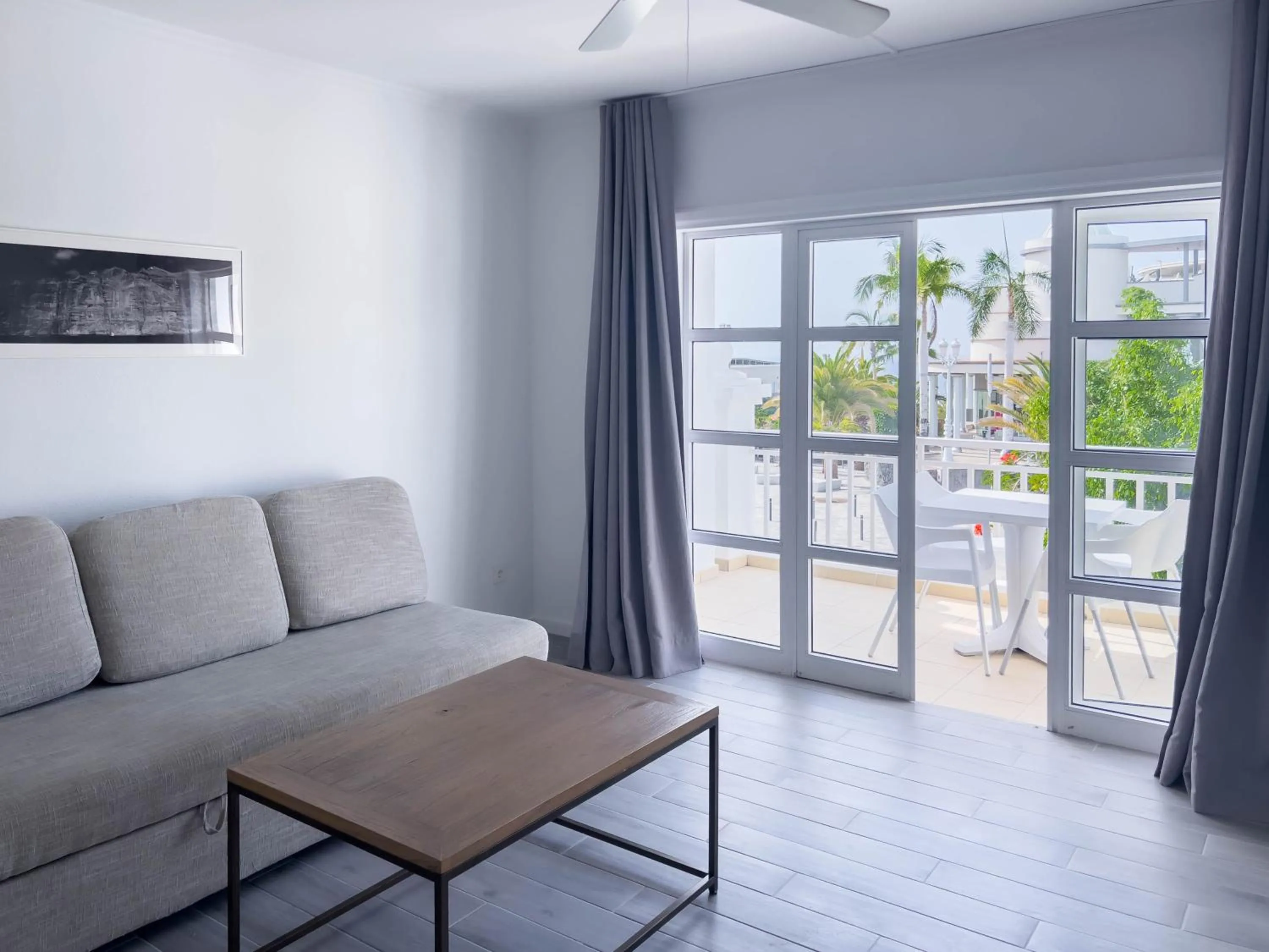 Balcony/Terrace in Apartamentos Parque del Sol