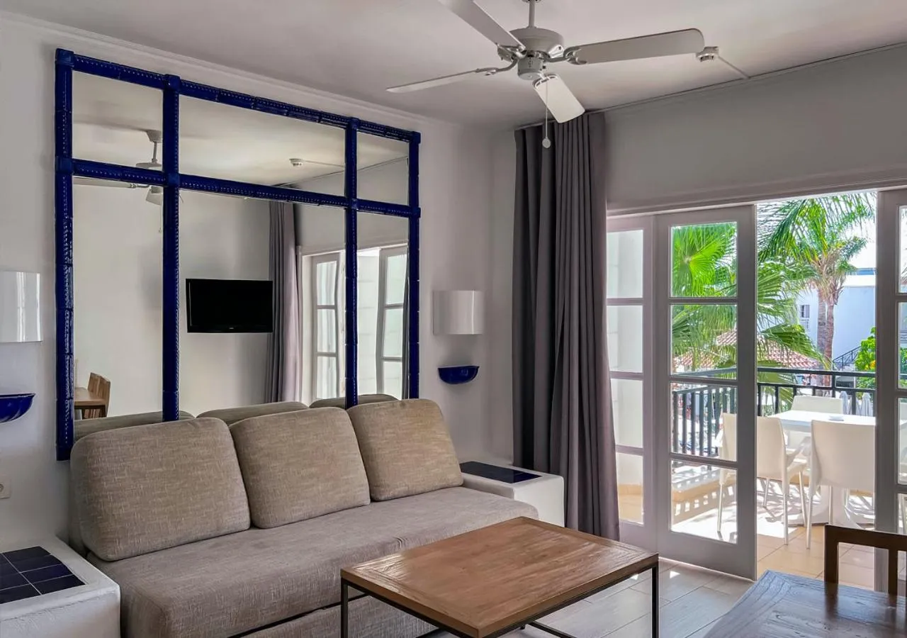 Balcony/Terrace in Apartamentos Parque del Sol