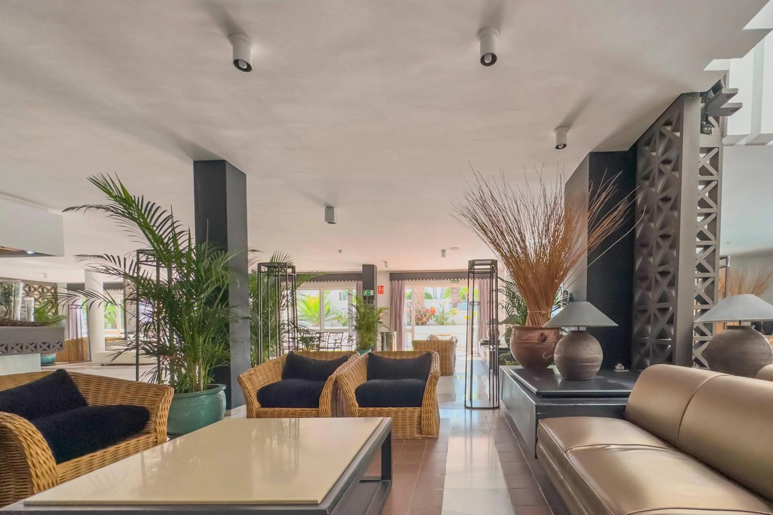 Lobby or reception in Apartamentos Parque del Sol