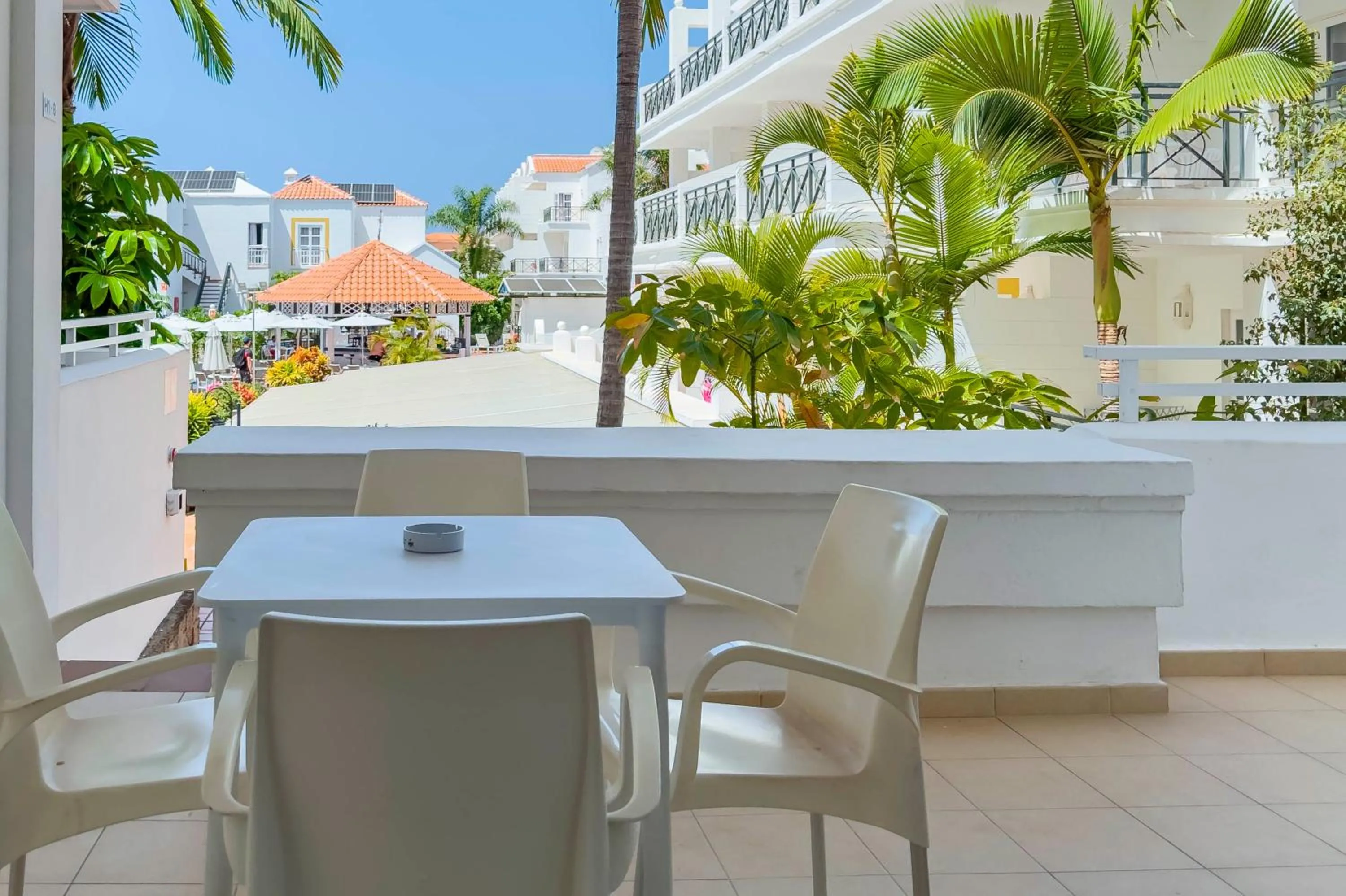 Balcony/Terrace in Apartamentos Parque del Sol