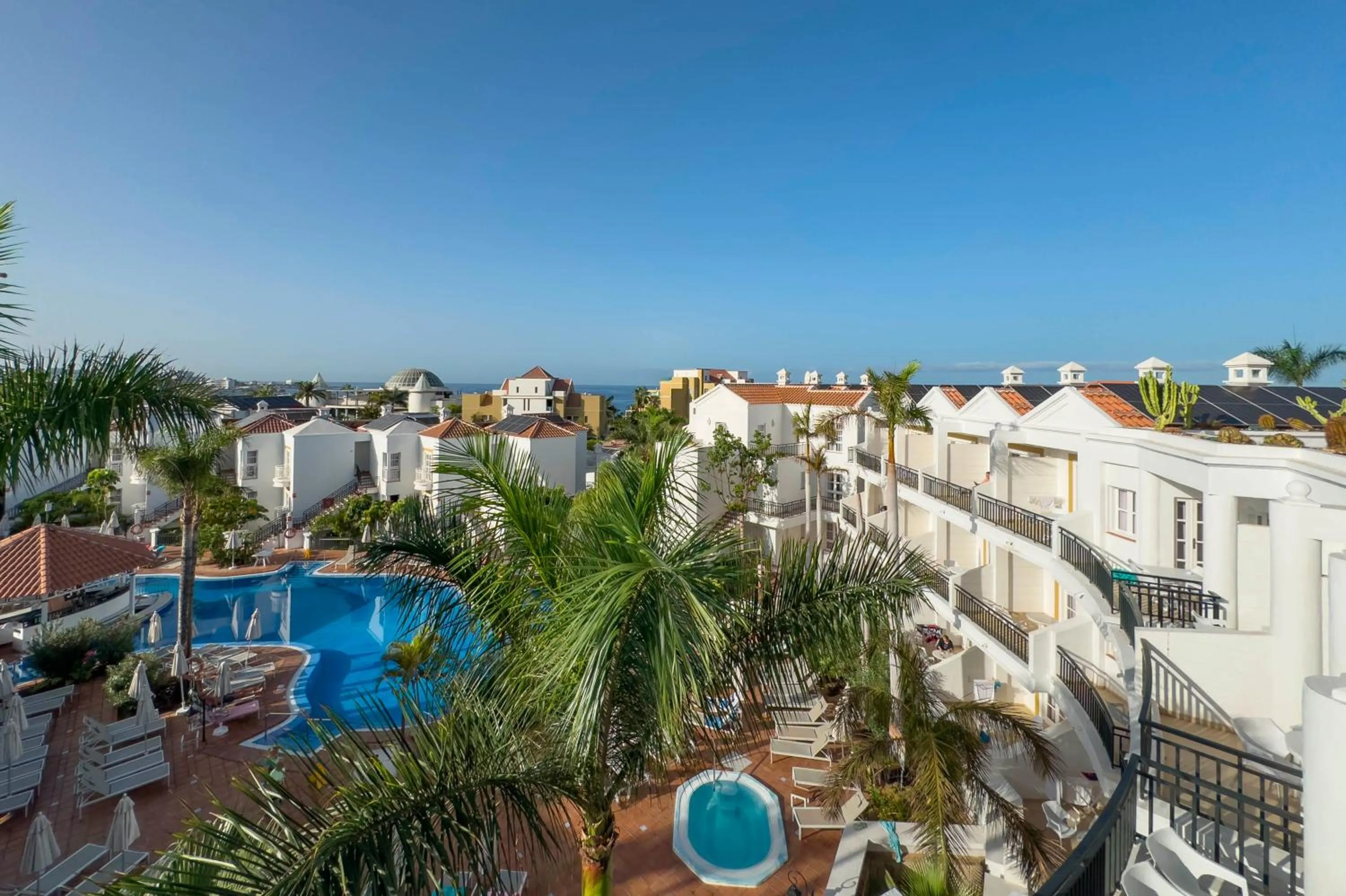 Property building in Apartamentos Parque del Sol