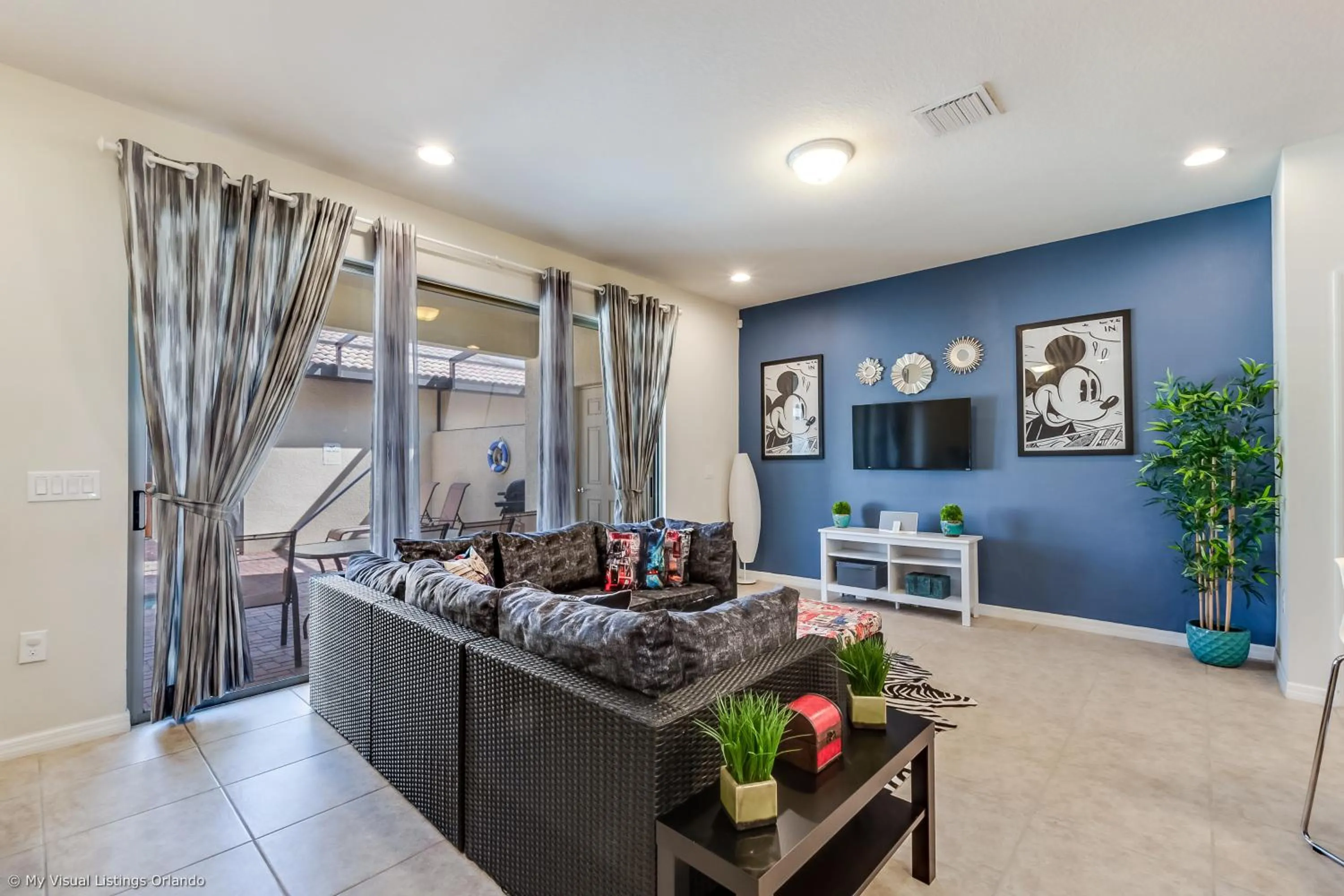 Resort Townhome wPRIVATE Pool & BBQ, near Disney