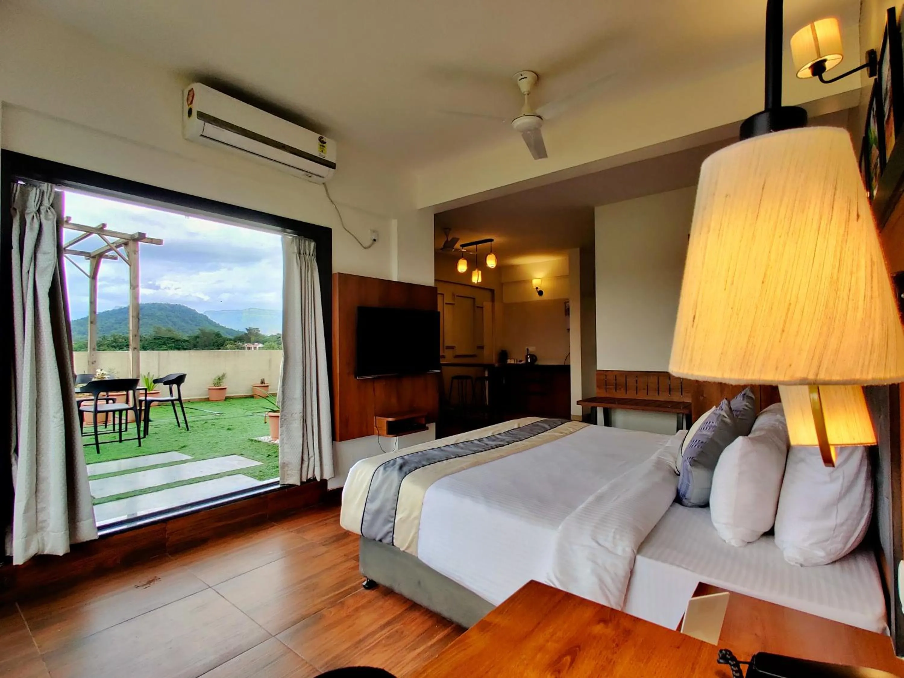 Bed in Pushpam Sanskruti Resort Karjat