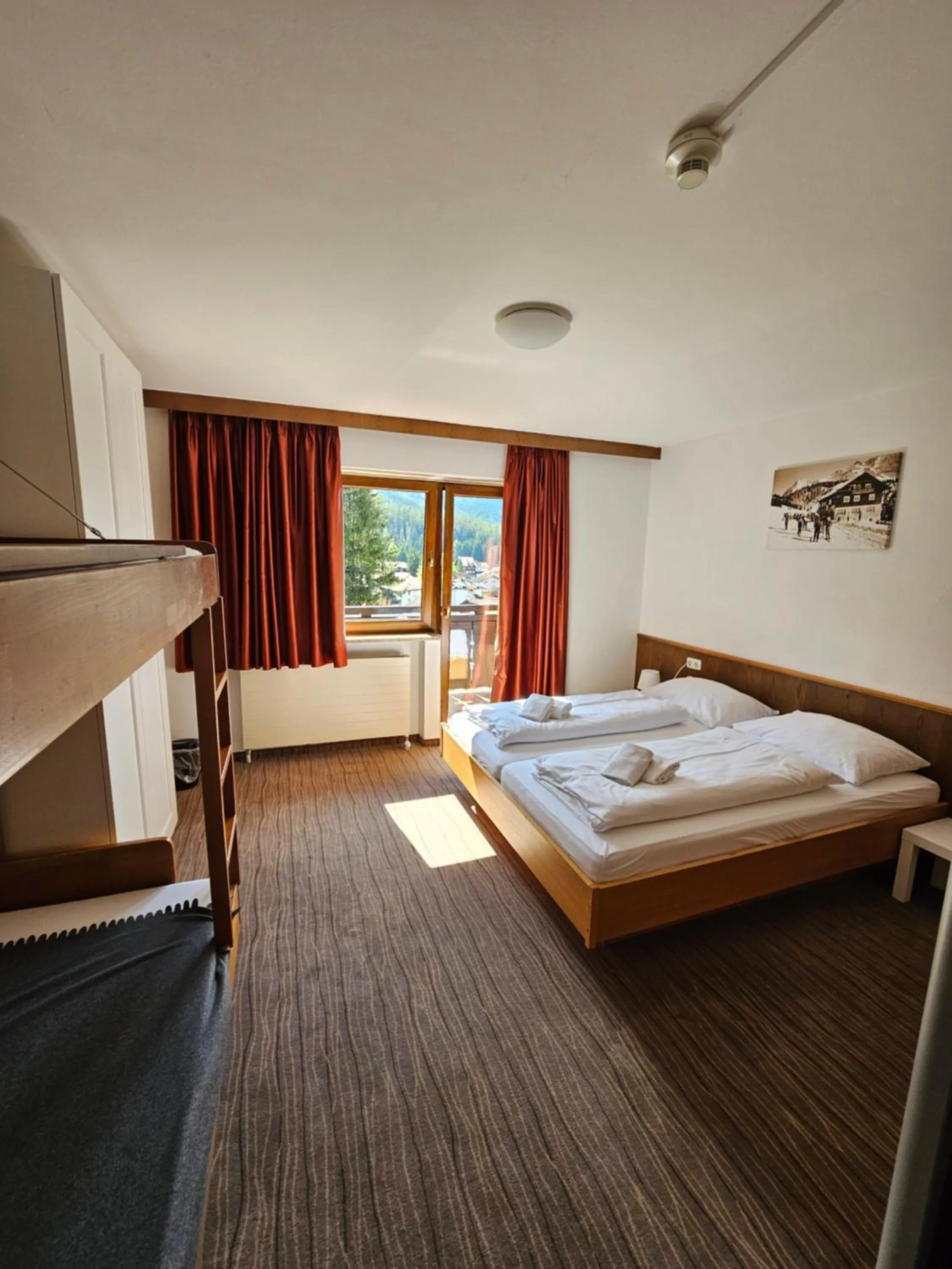 Bedroom in Sonnenburg Hotel