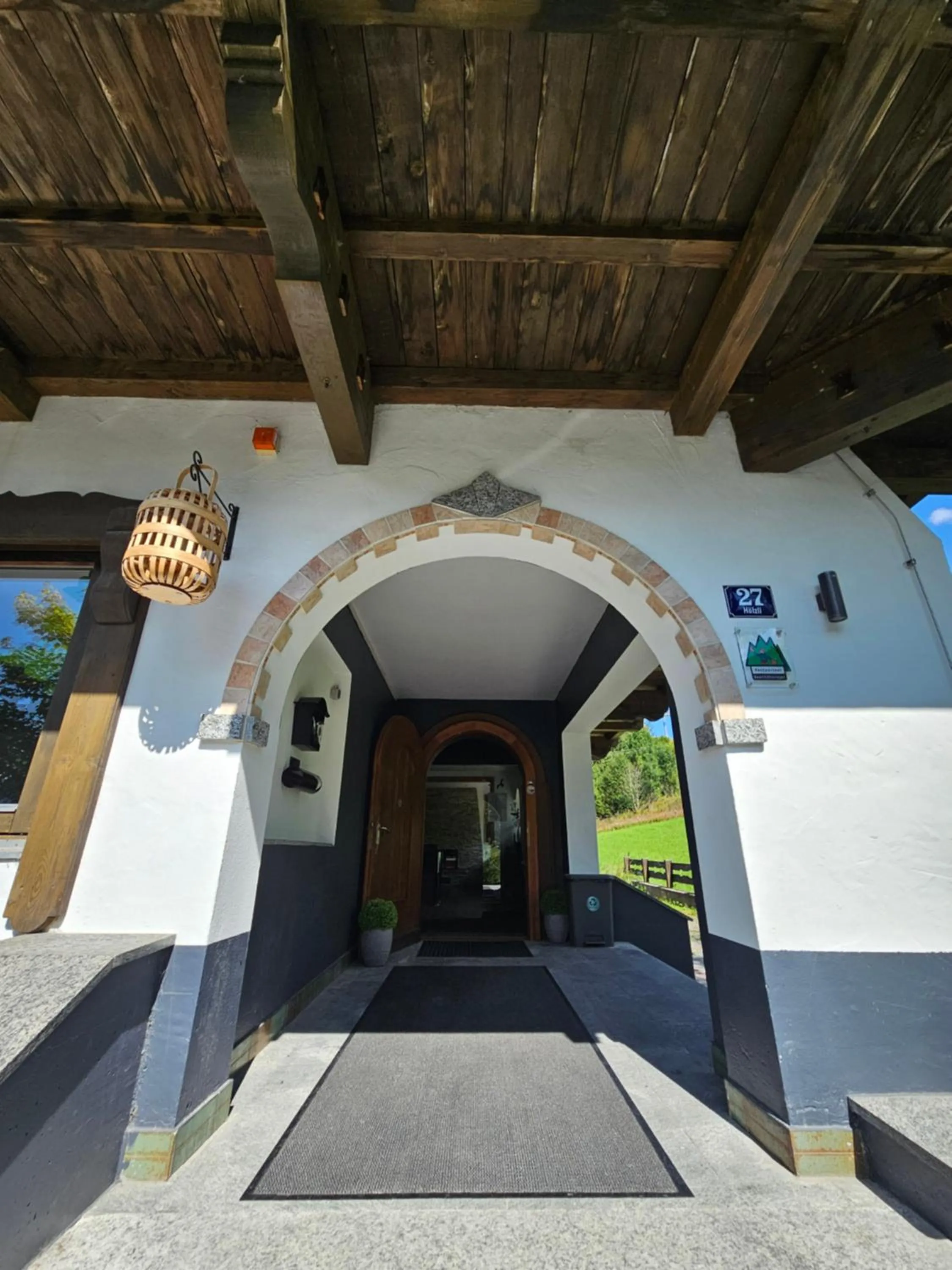 Facade/entrance in Sonnenburg Hotel