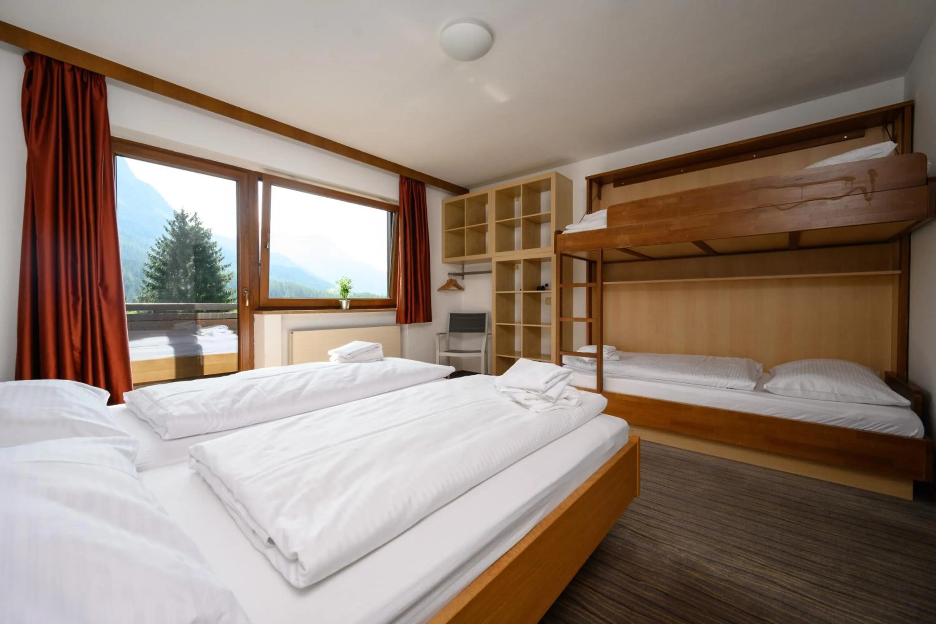 Photo of the whole room in Sonnenburg Hotel