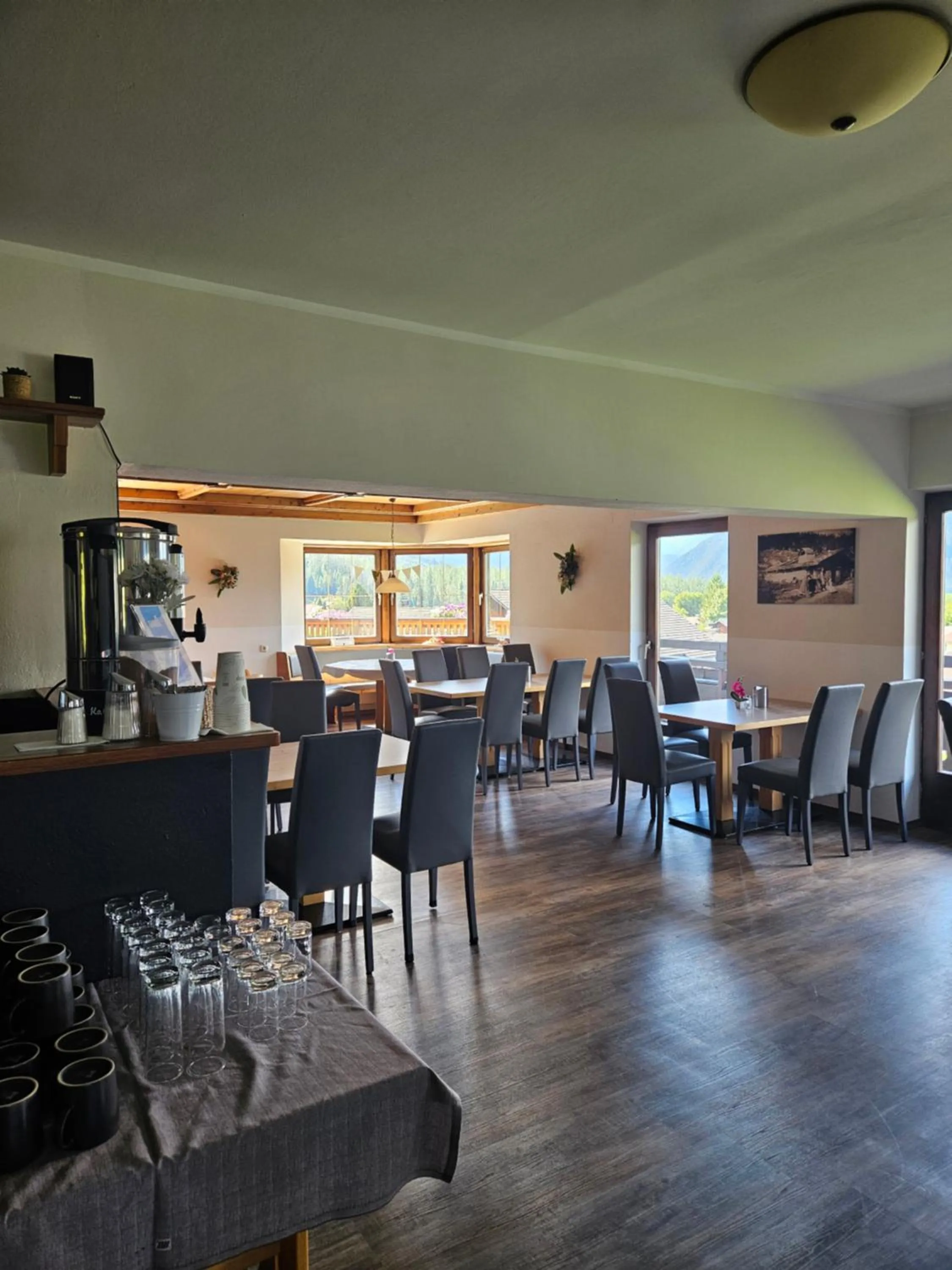 Restaurant/places to eat in Sonnenburg Hotel