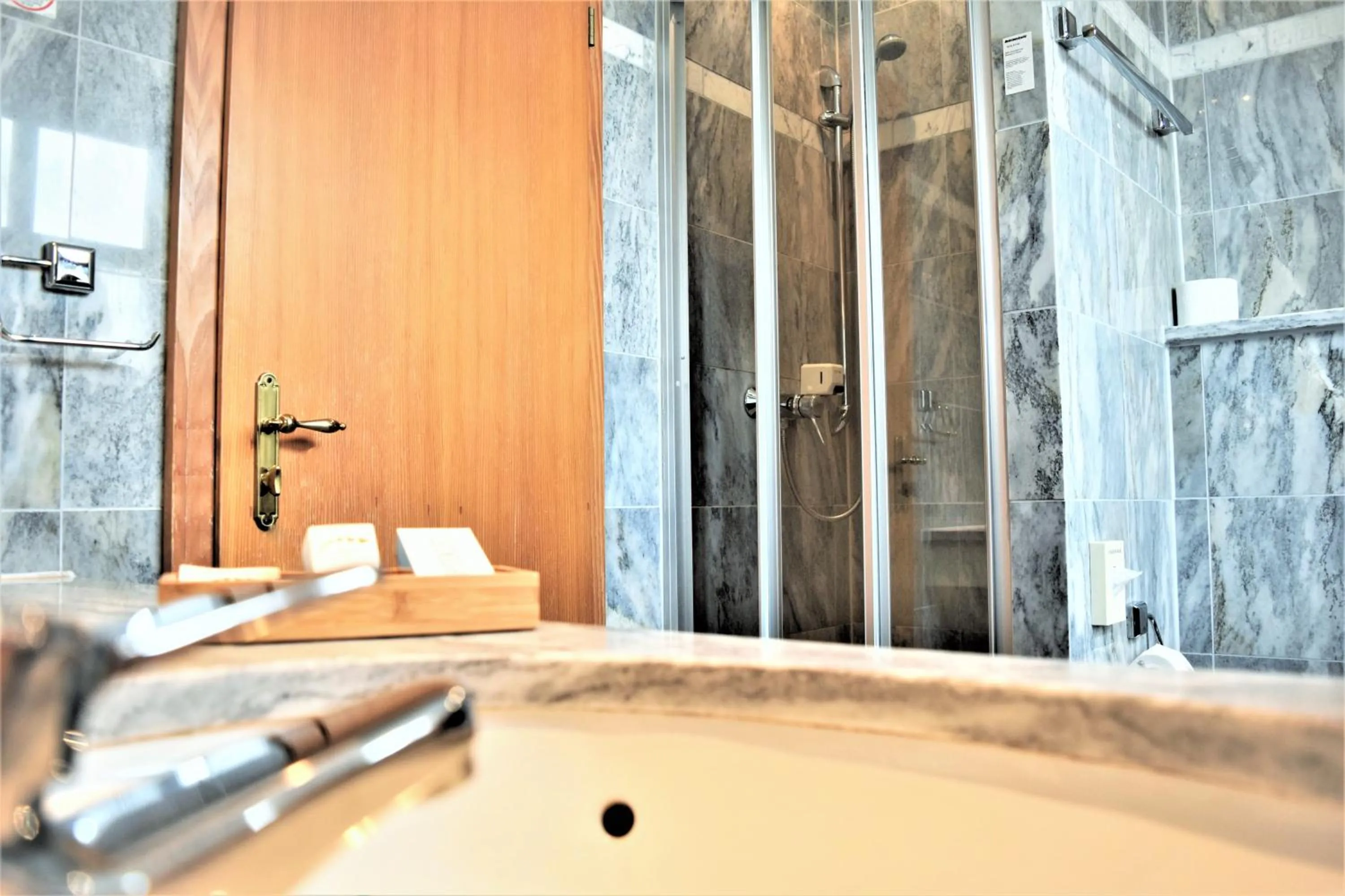 Bathroom in Hotel zum Bräu