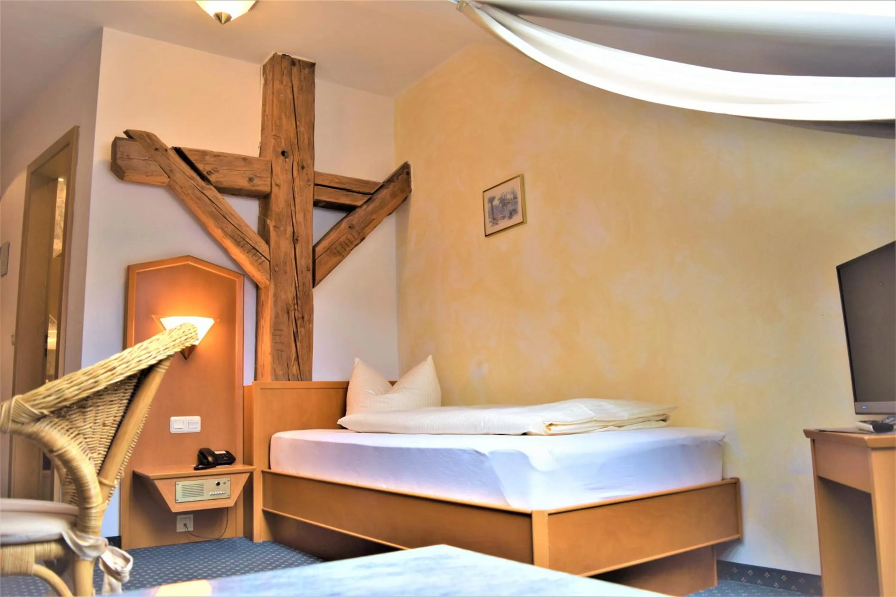 Bed in Hotel zum Bräu