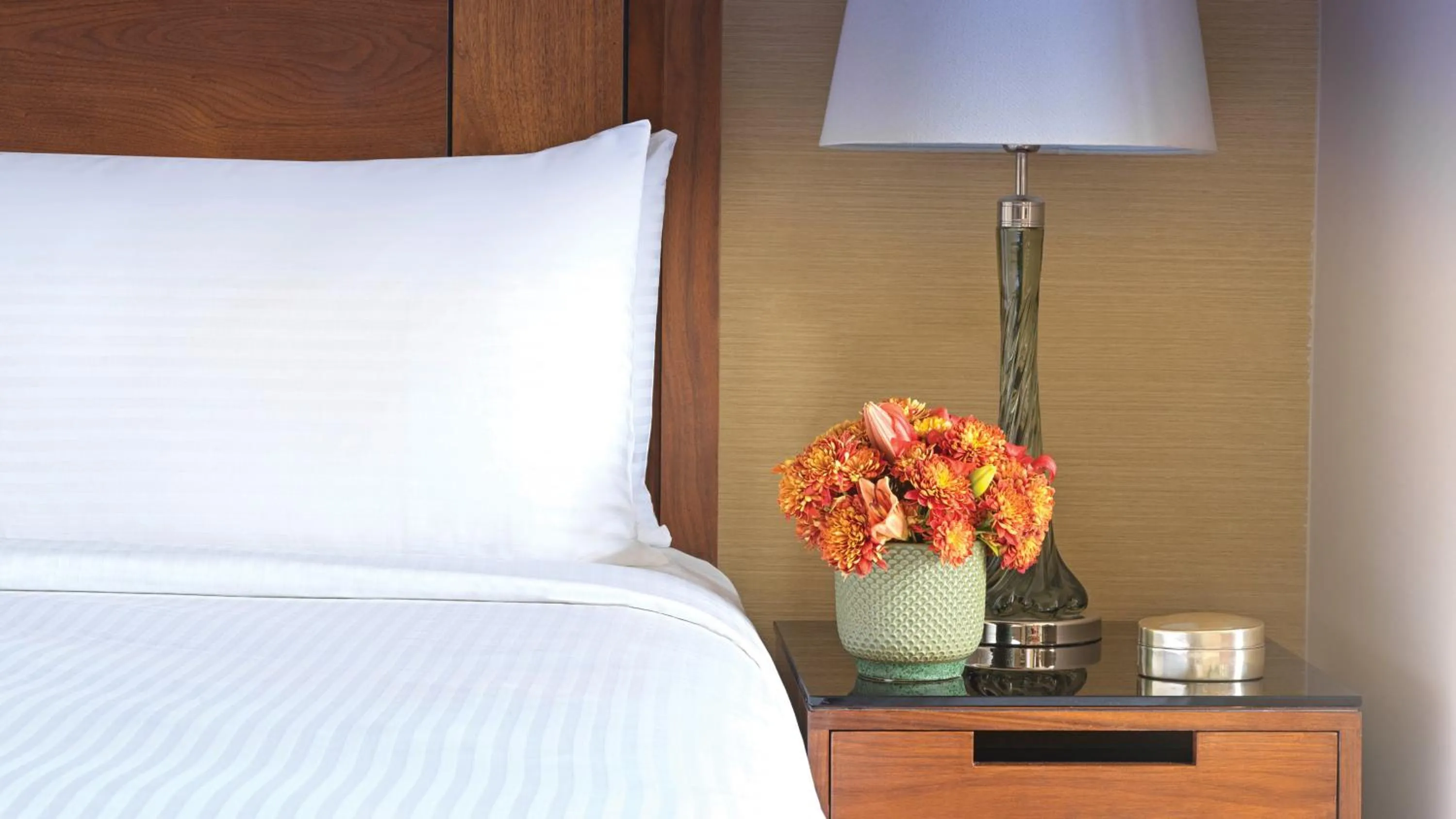 Photo of the whole room, Bed in InterContinental Amman Jordan by IHG