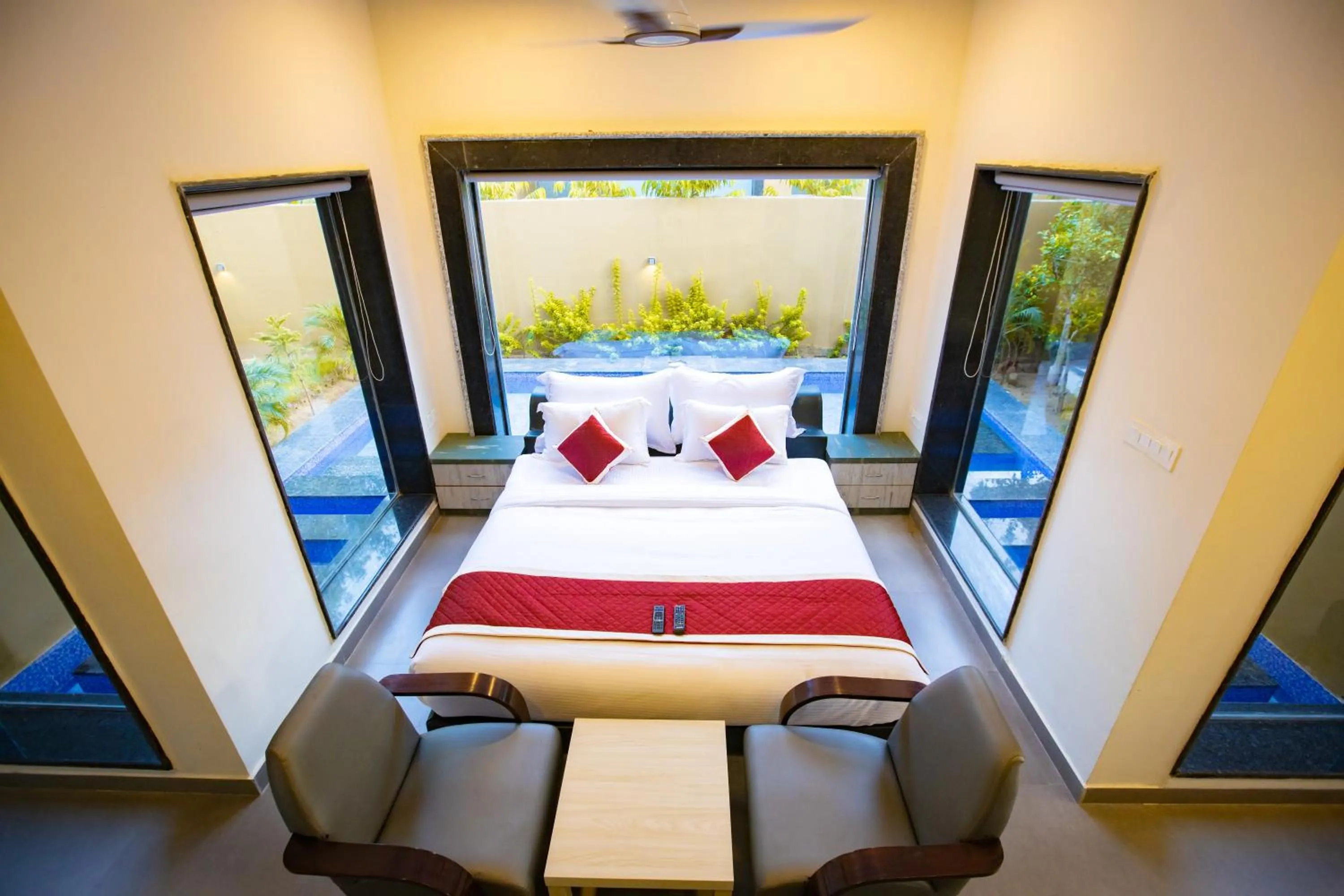 Bed in Nature Village Resort