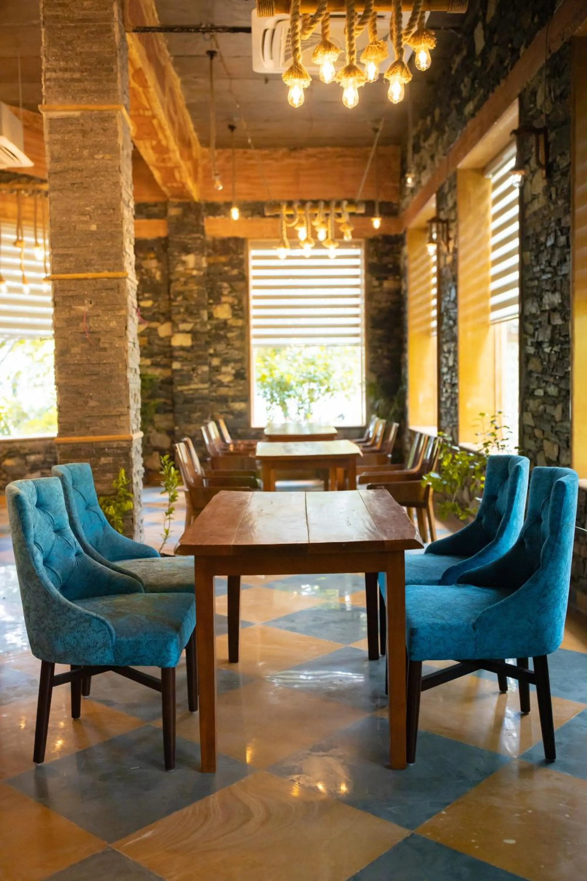 Restaurant/places to eat in Nature Village Resort