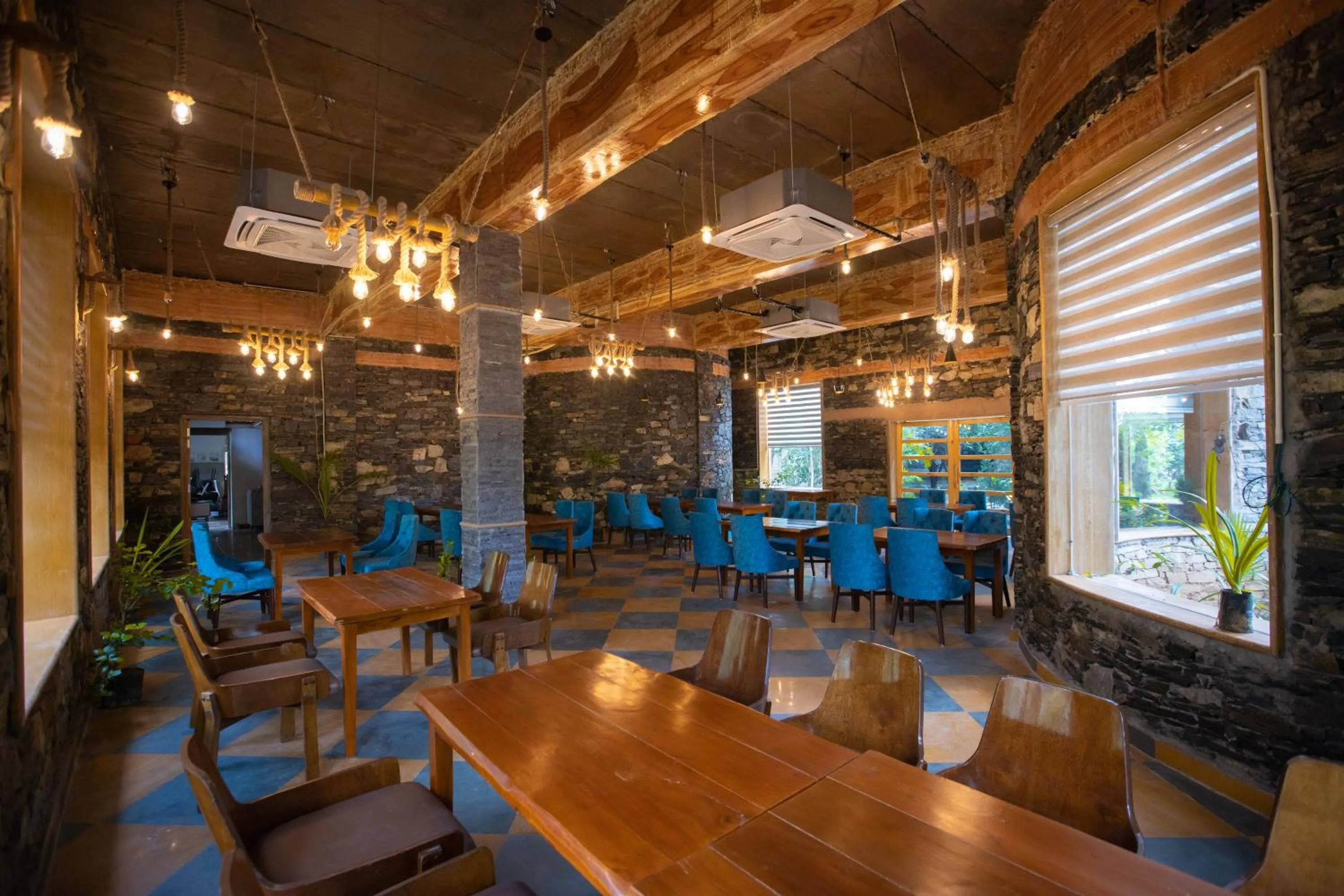 Restaurant/places to eat in Nature Village Resort