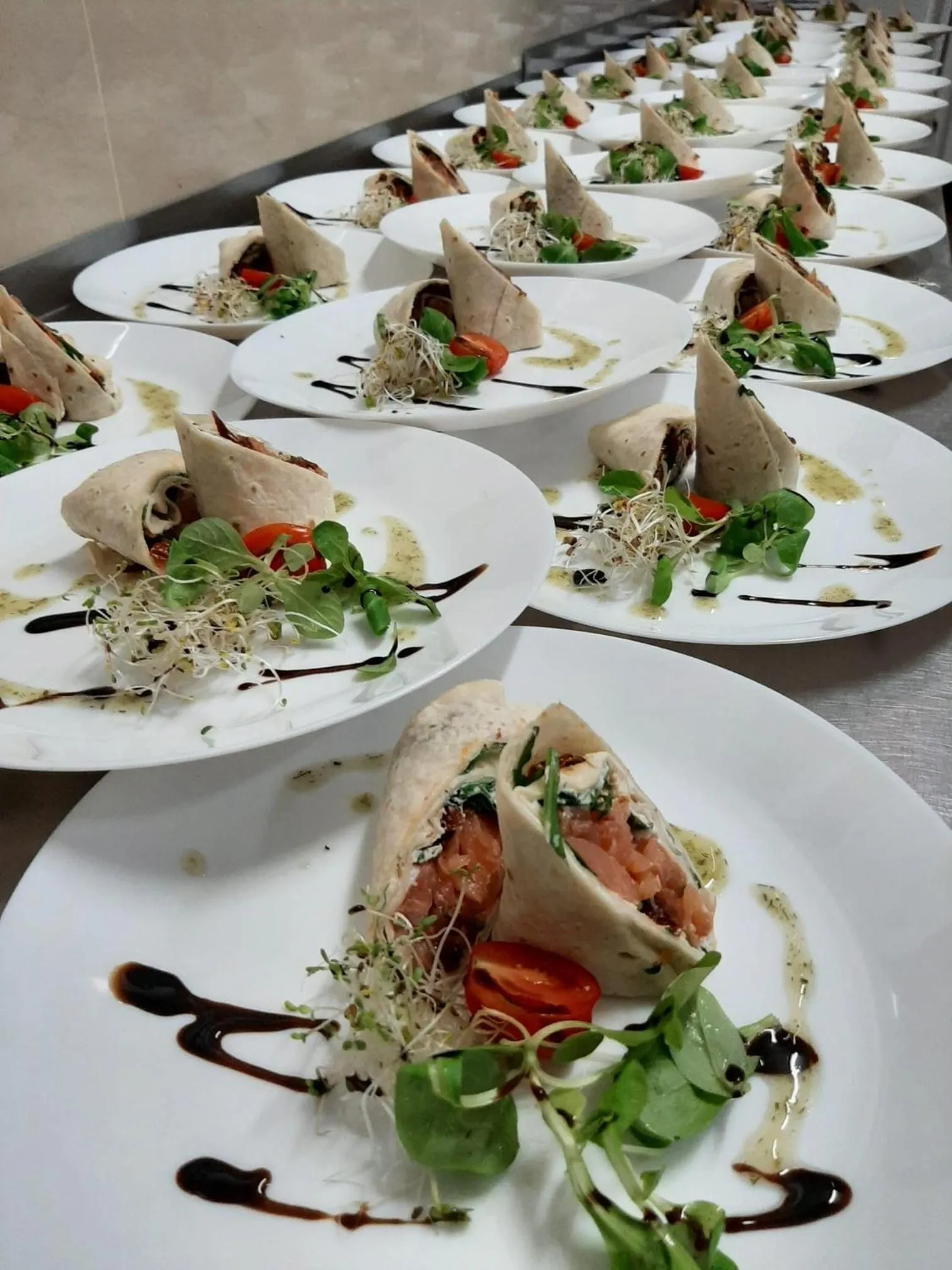 Restaurant/places to eat in Dworek Złoty Róg Hotel i Restauracja