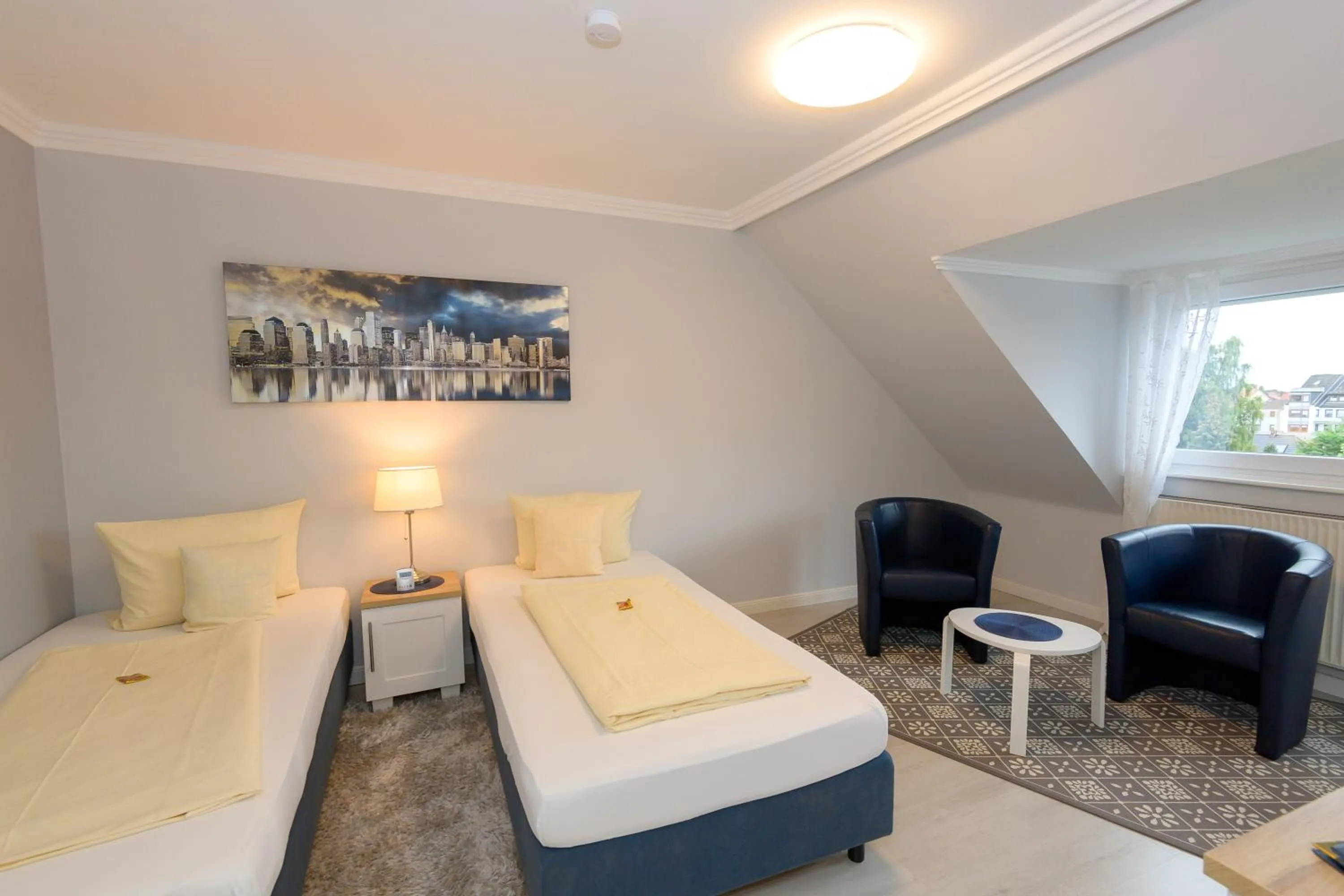 Photo of the whole room, Bed in Bremer Apartmenthotel Superior