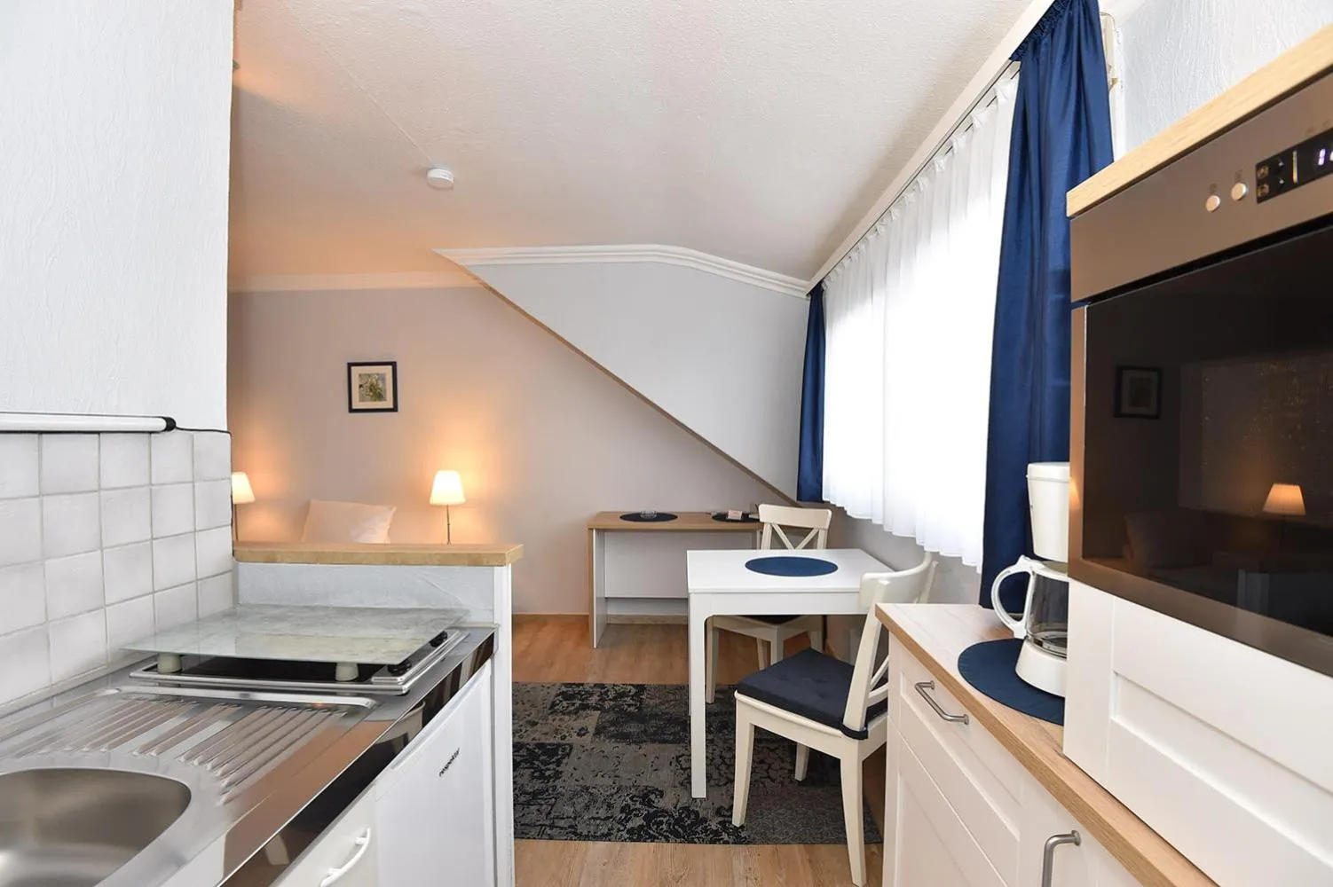 Kitchen or kitchenette in Bremer Apartmenthotel Superior