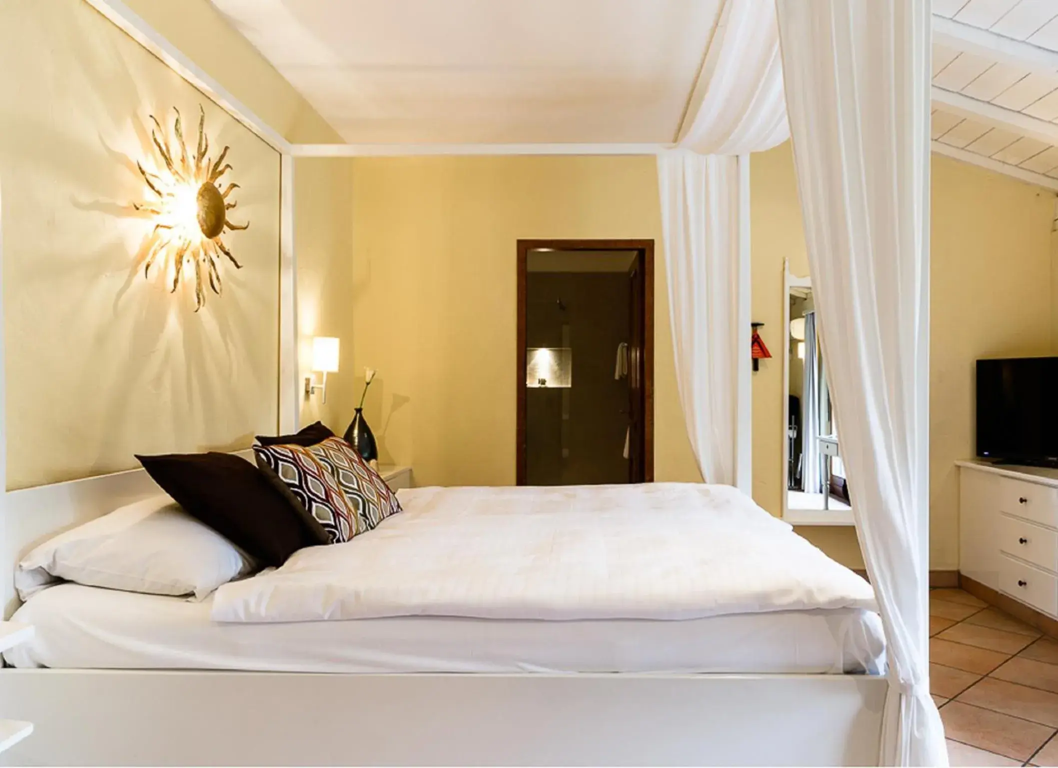 Superior Double Room in Albergo Losone Superior Double Room in Albergo Losone