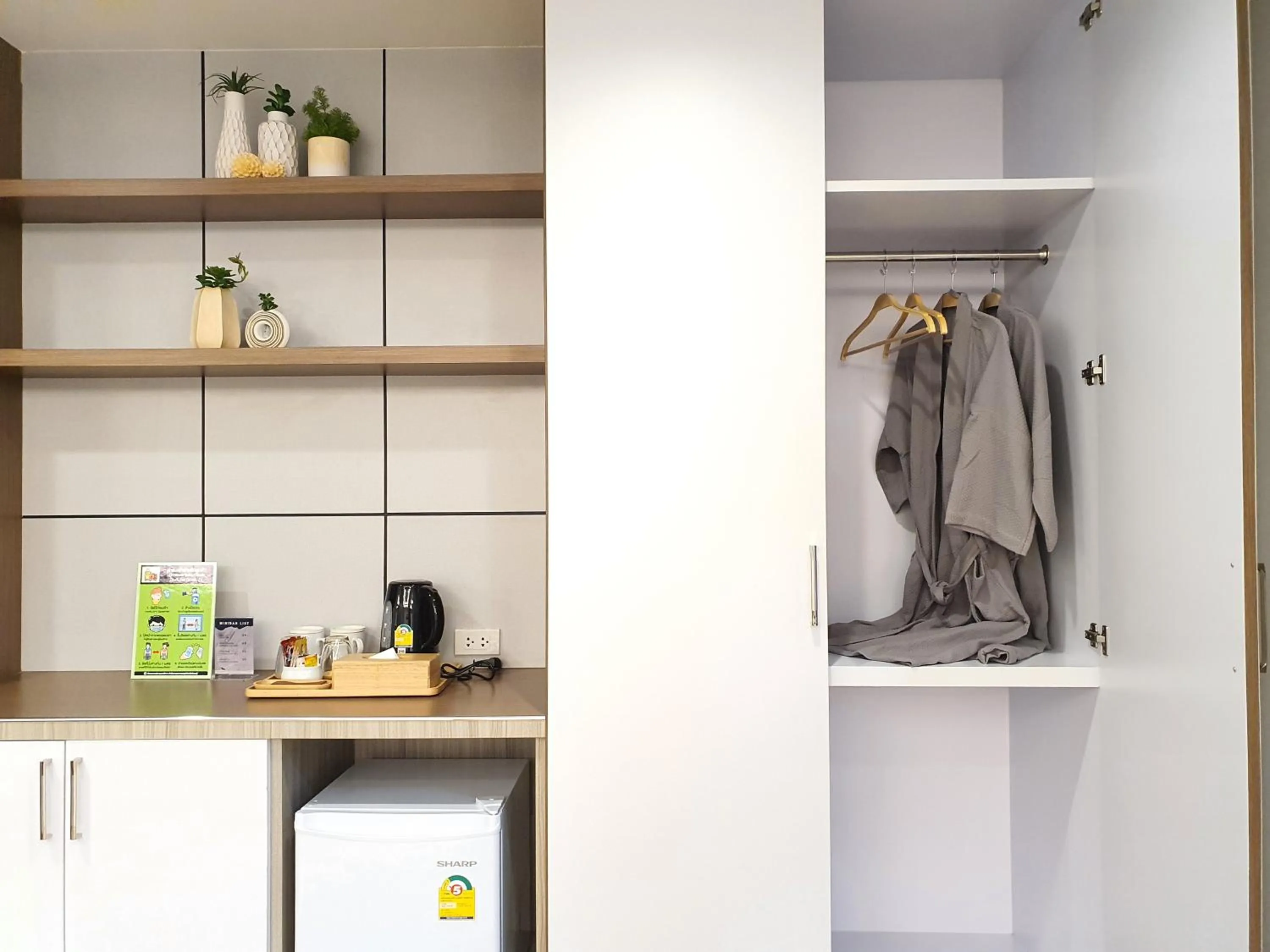 wardrobe in Soidao Good View Resort