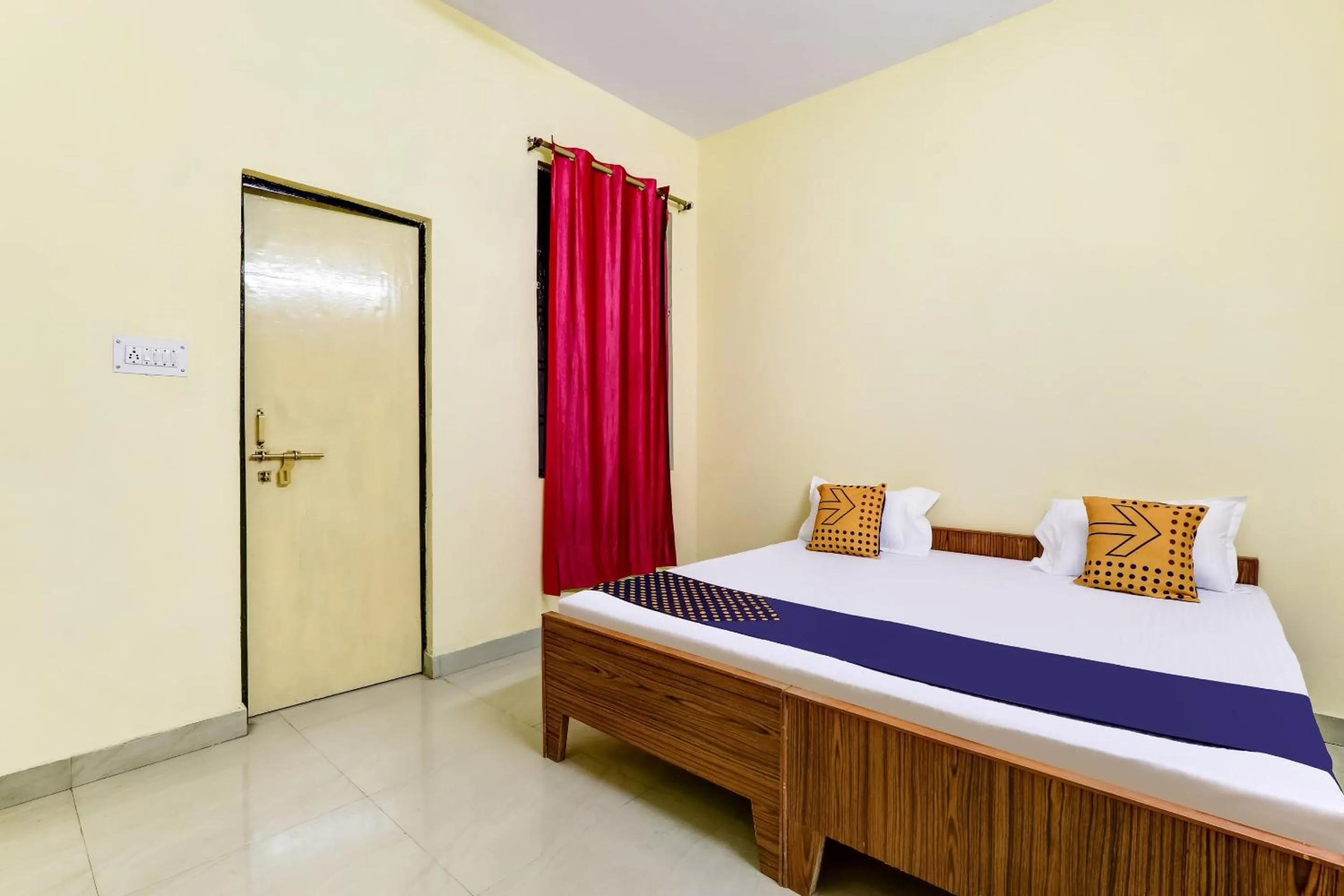 Bedroom, Bed in SPOT ON Ganpati Palace
