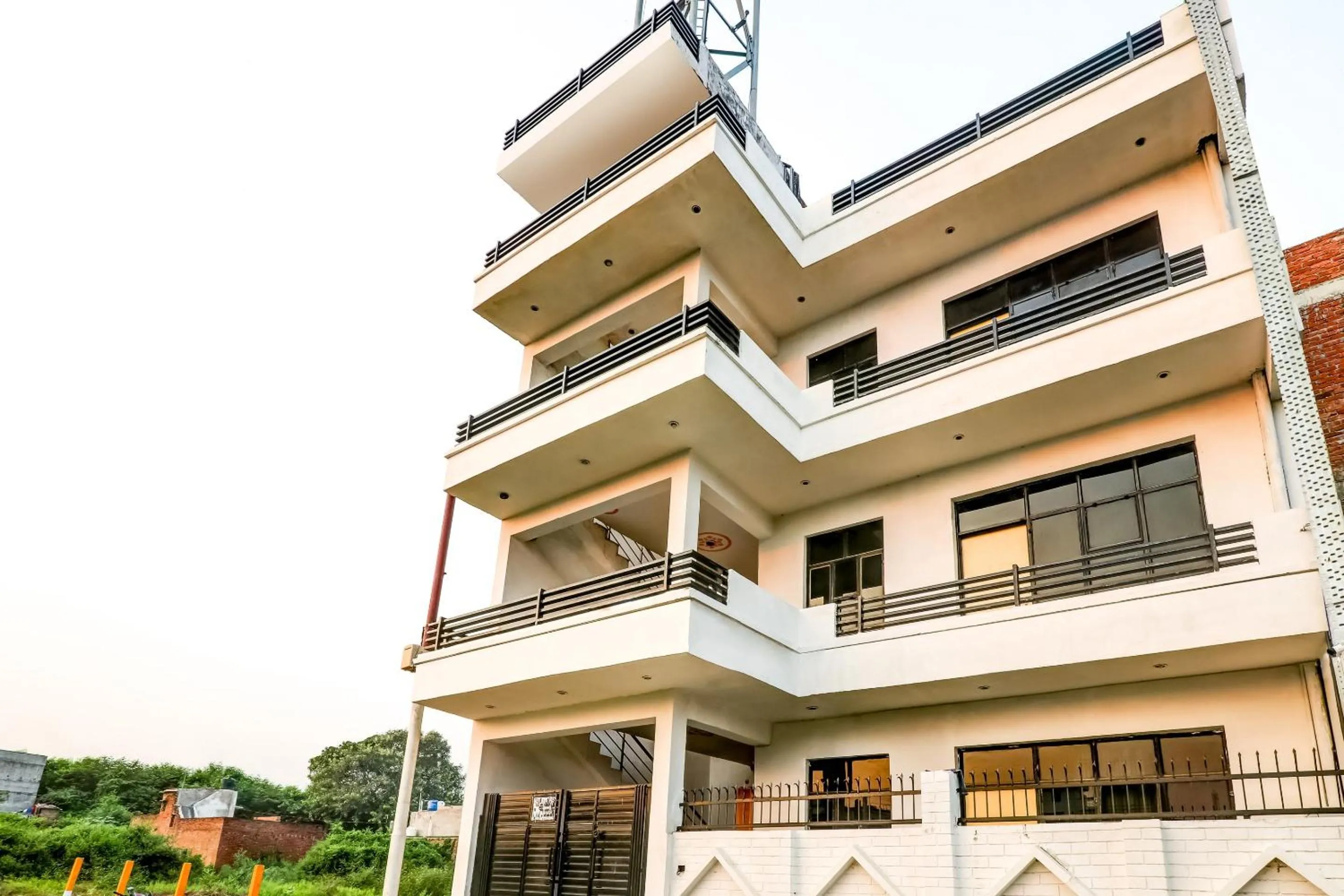 SPOT ON Ganpati Palace