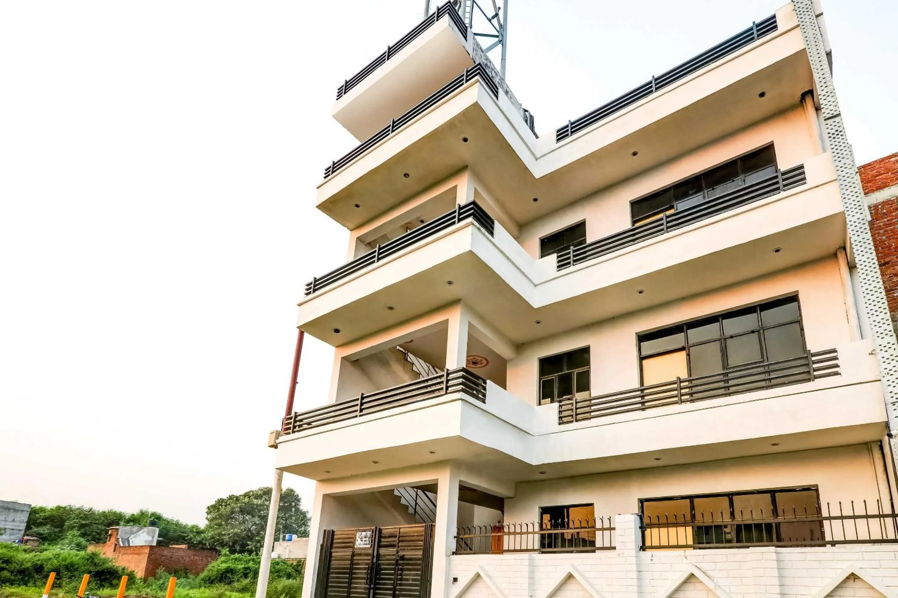 Facade/entrance in SPOT ON Ganpati Palace