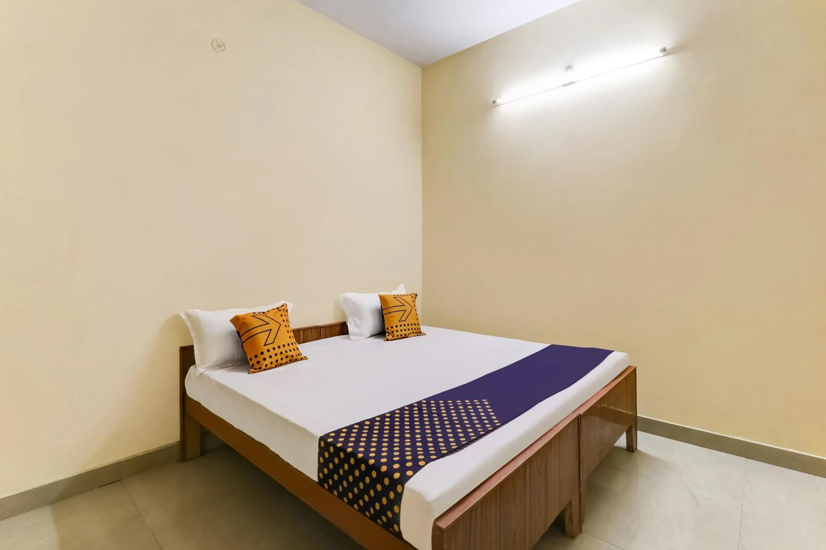 Bedroom, Bed in SPOT ON Ganpati Palace