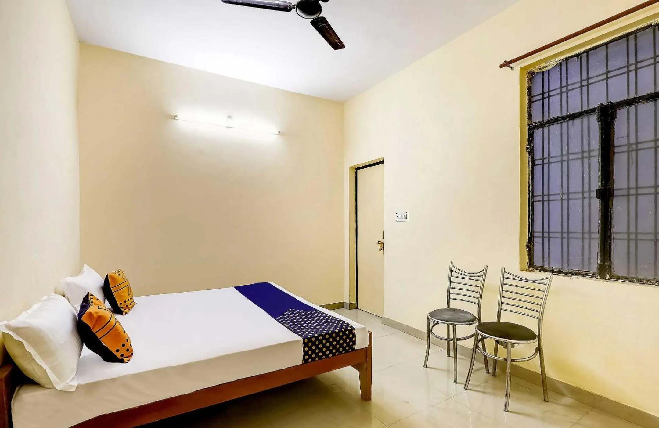Bedroom, Bed in SPOT ON Ganpati Palace