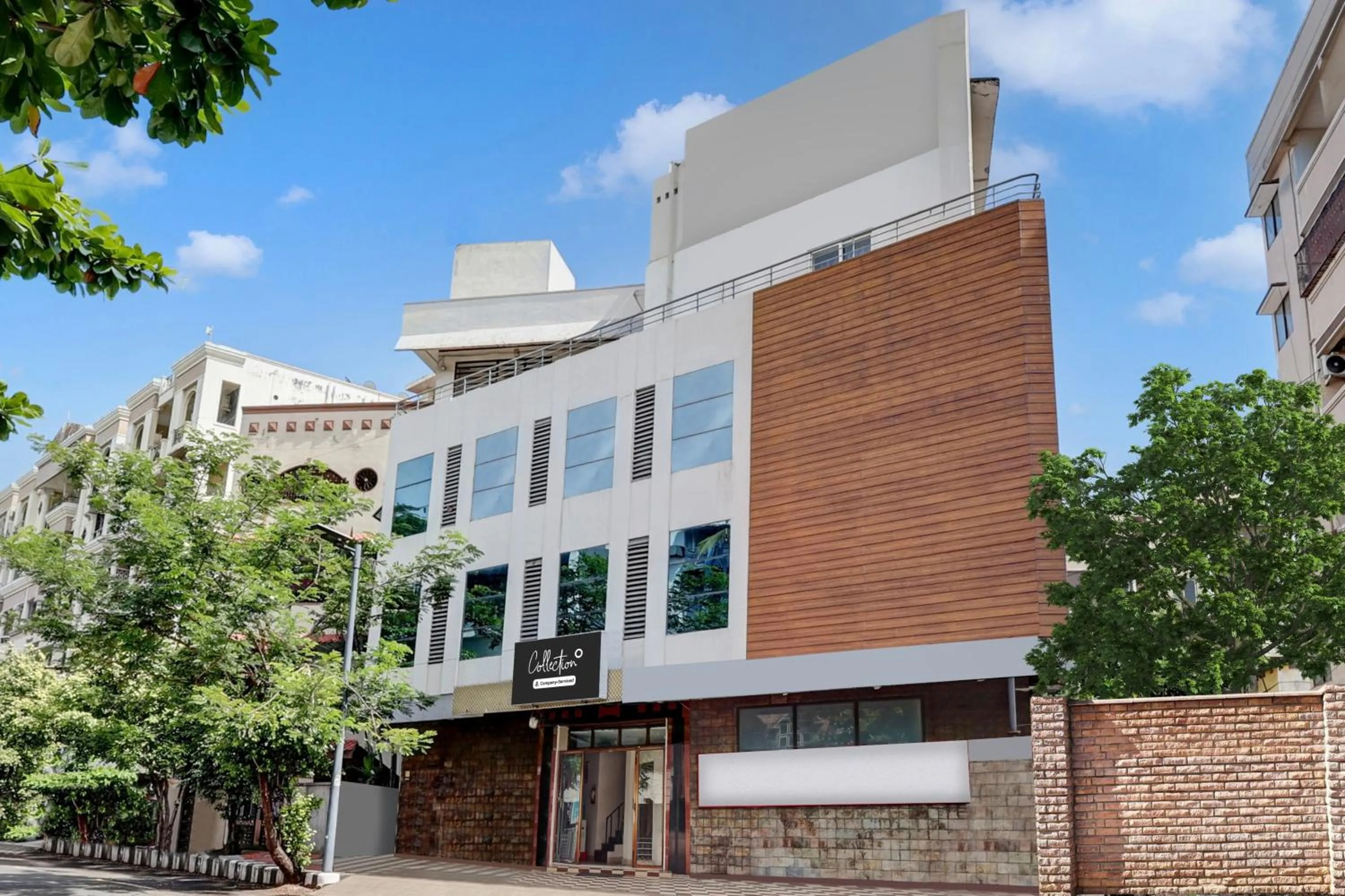 Facade/entrance in Super Collection O jagadamba Junction near Beach Road