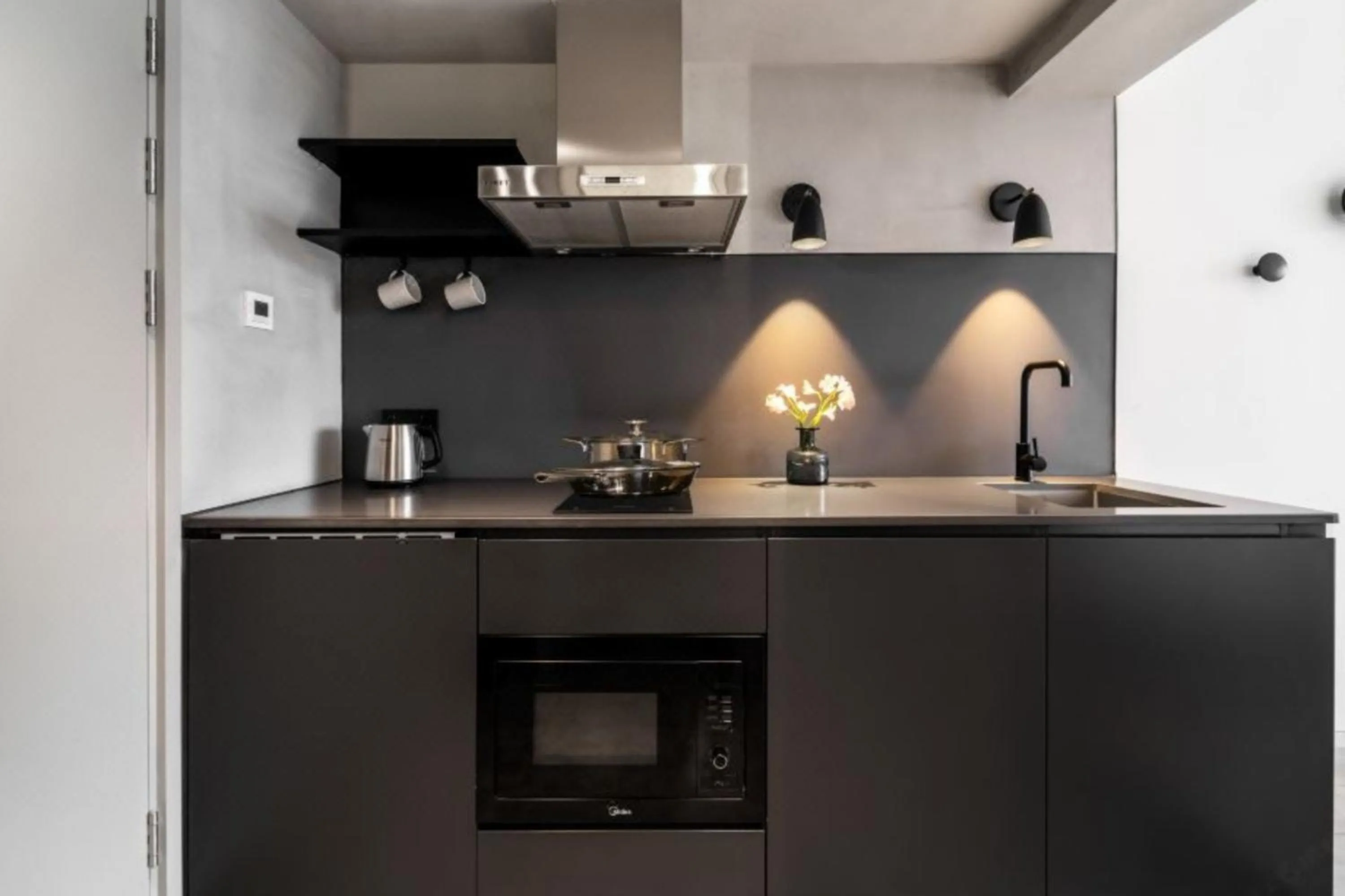 Kitchen or kitchenette in Stey Beijing Sanlitun Boutique Hotel