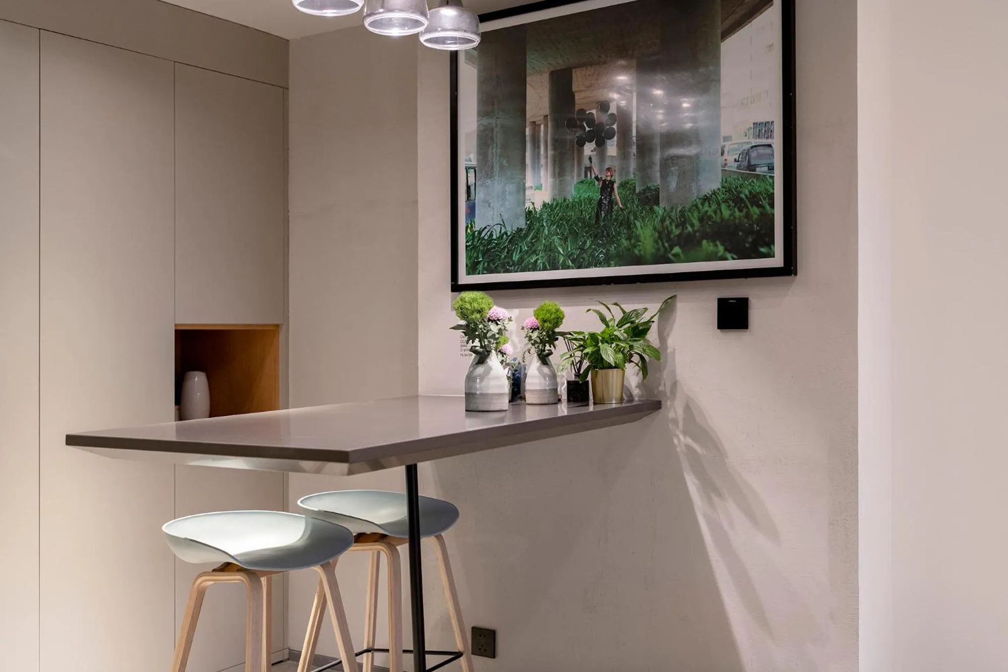 Communal lounge/ TV room in Stey Beijing Sanlitun Boutique Hotel