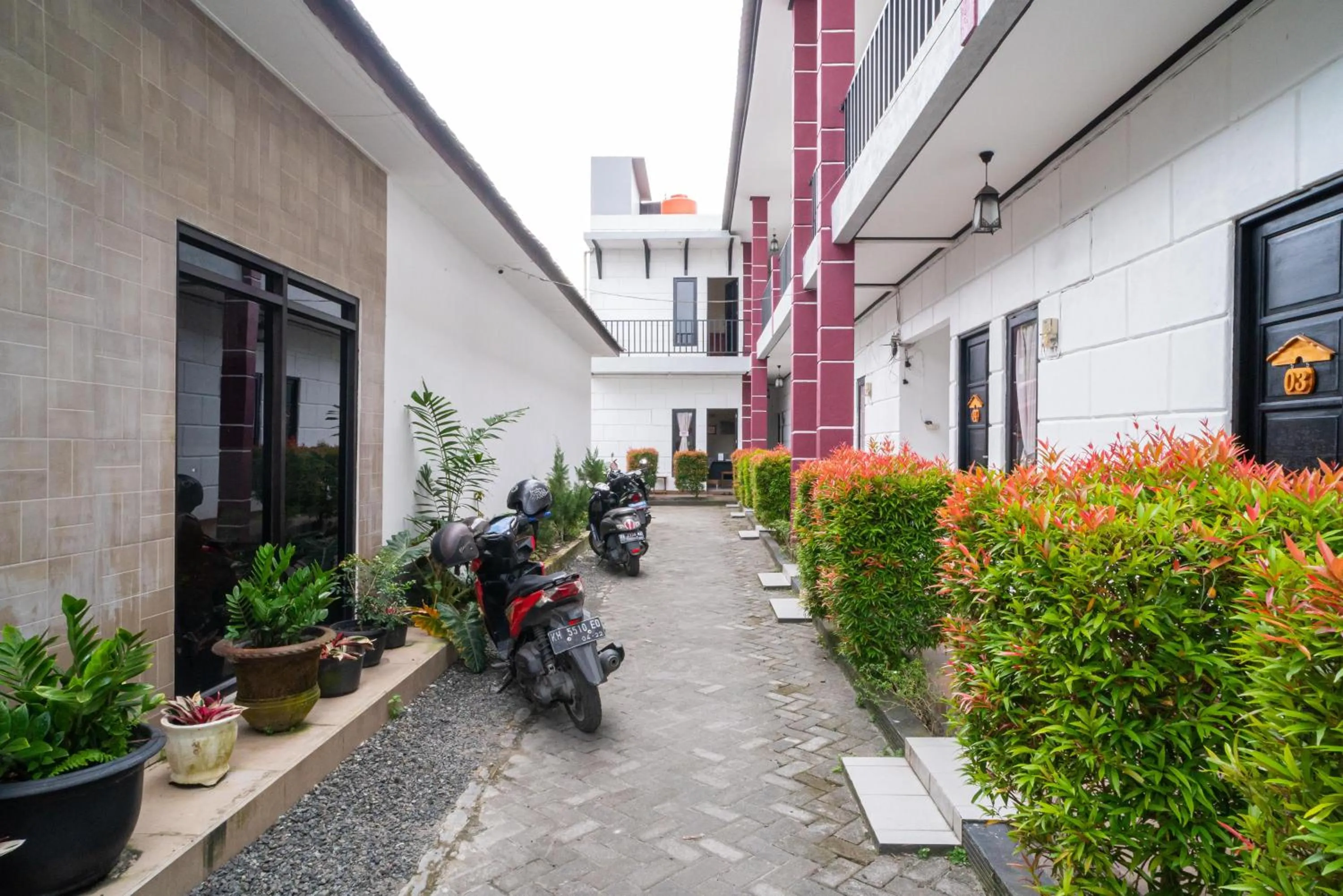 RedDoorz @ Wisma Pangrango