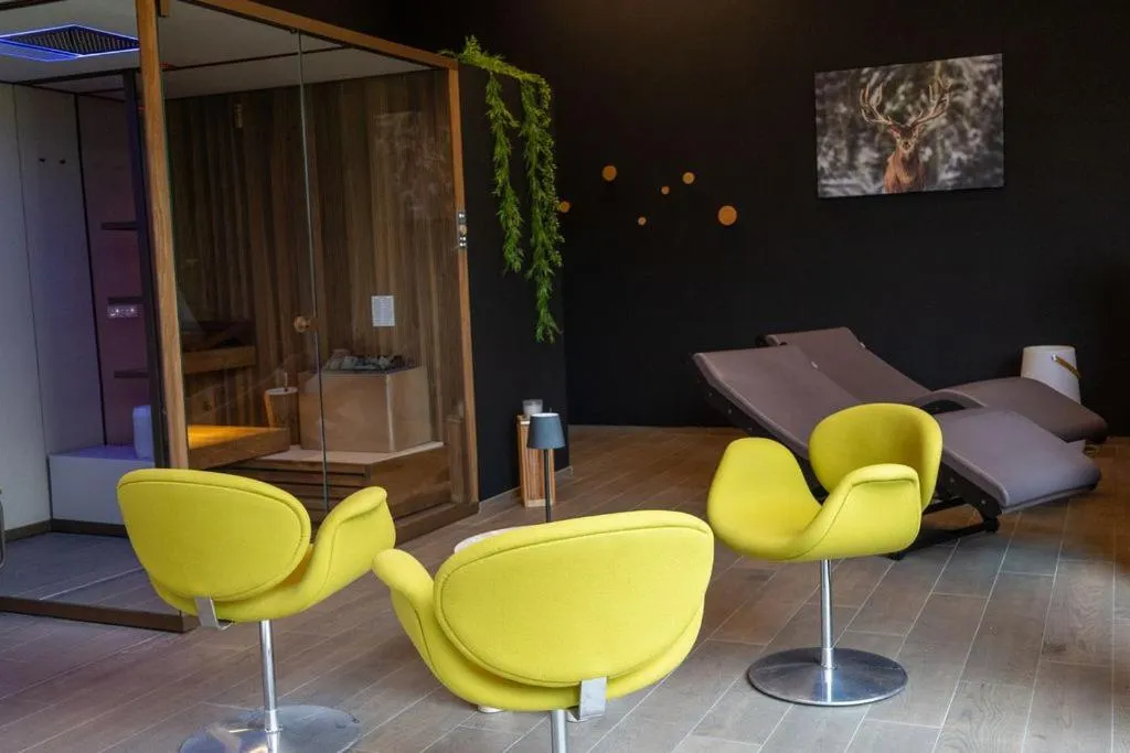 Spa and wellness centre/facilities in Les Chambres du Vieux Château