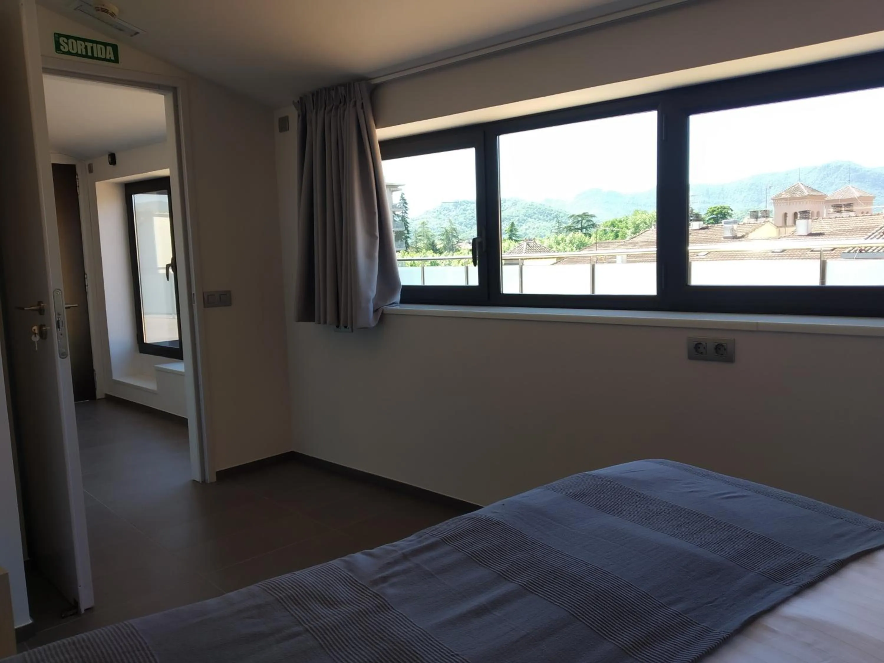 Photo of the whole room, Bed in Hotel Olot Centre