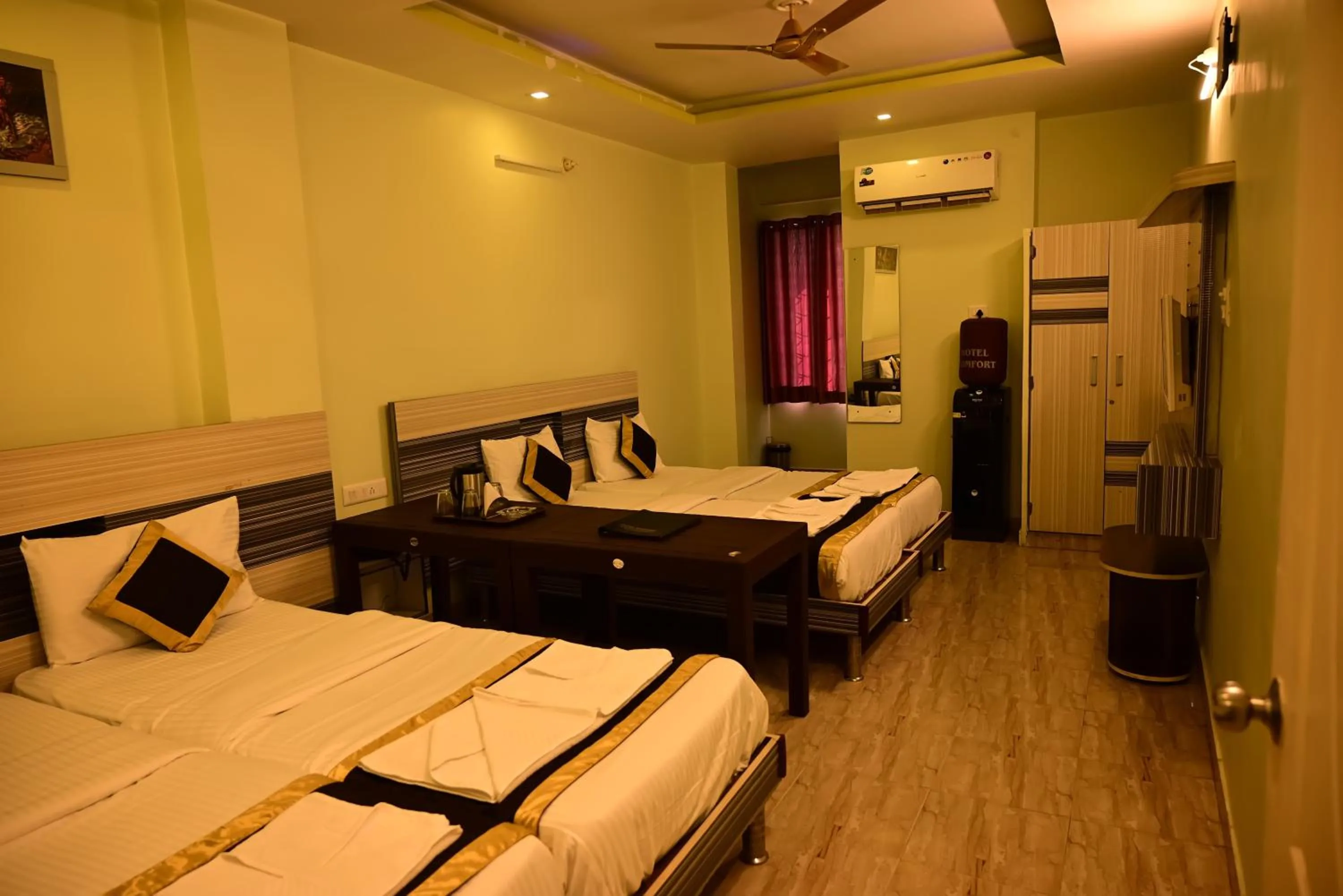 Bed in Hotel Comfort and Terrace Lounge