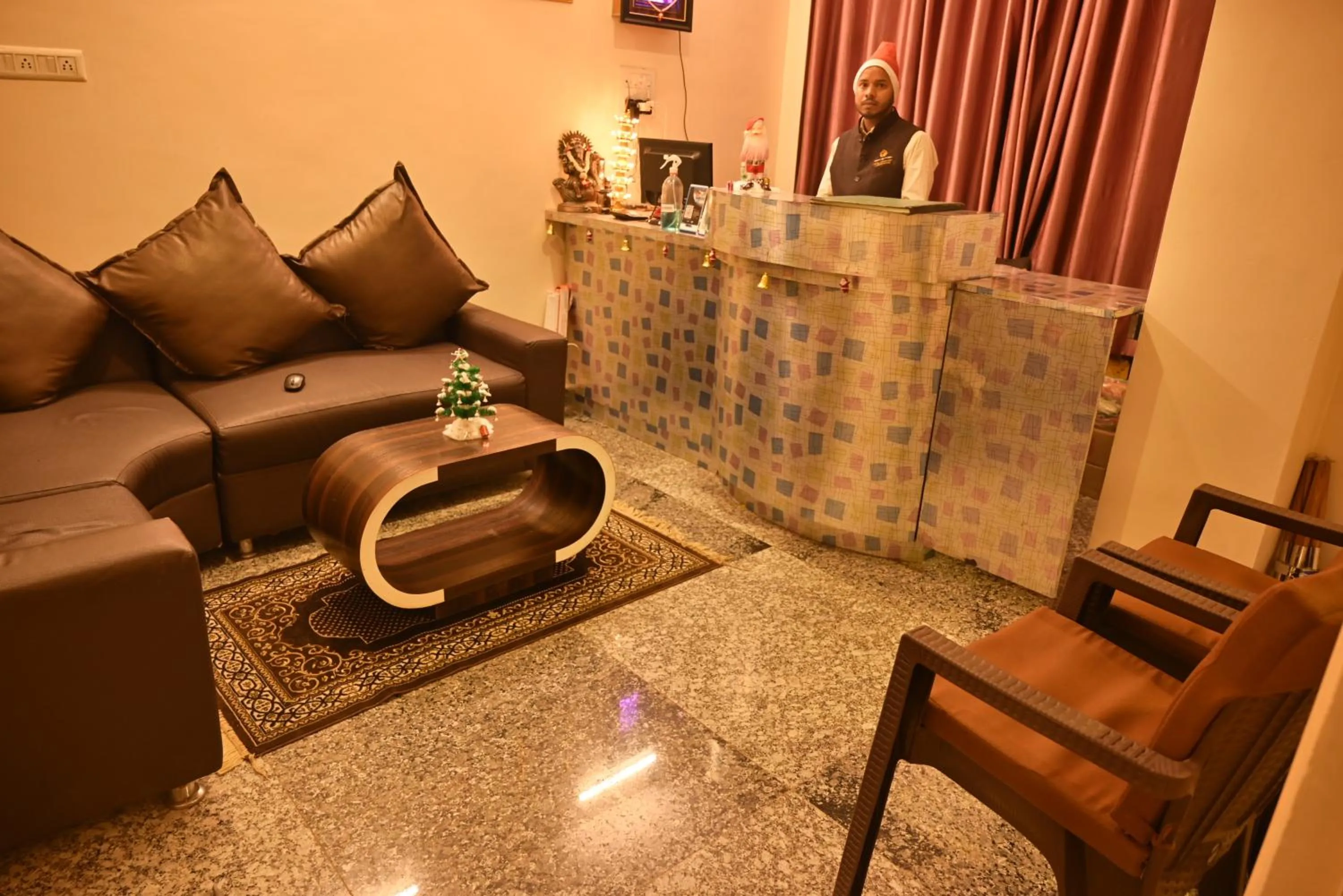 Night in Hotel Comfort and Terrace Lounge