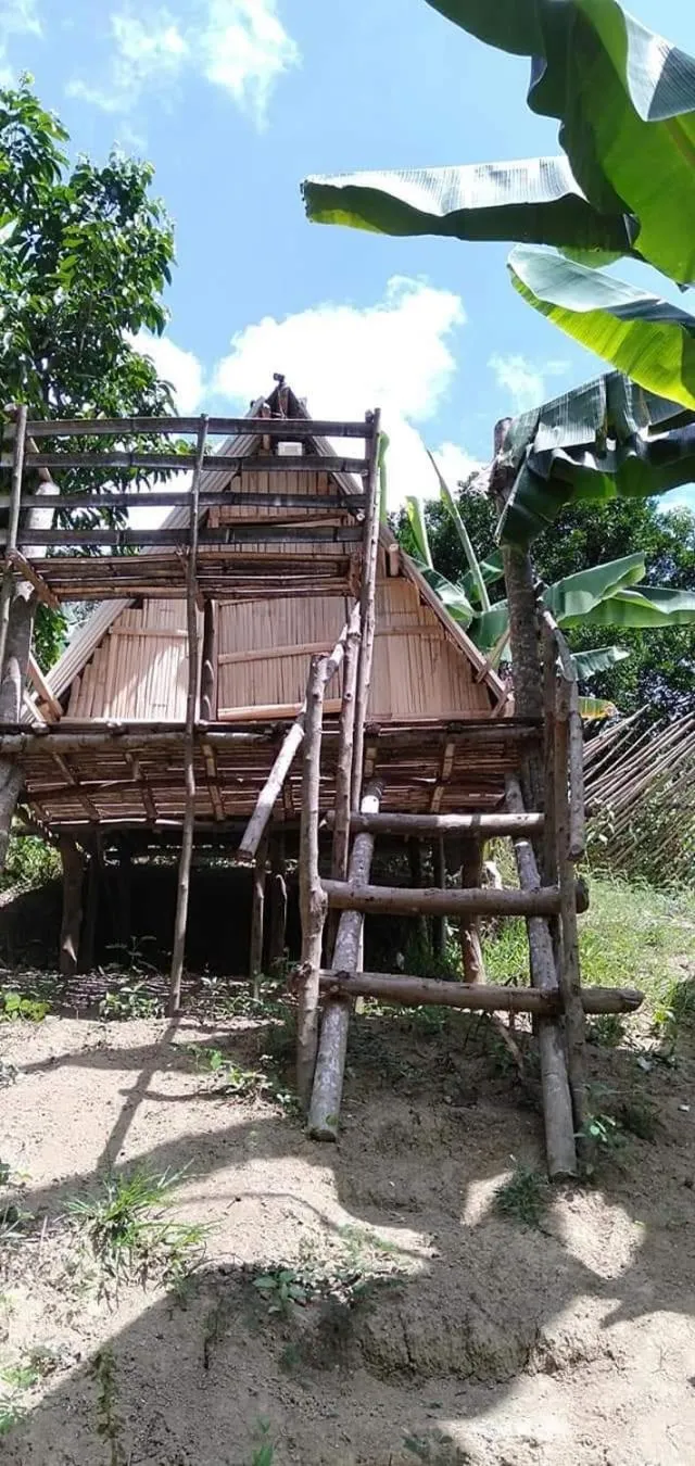 Raw Camping at Camping Paradise Singalong Mountain Garden