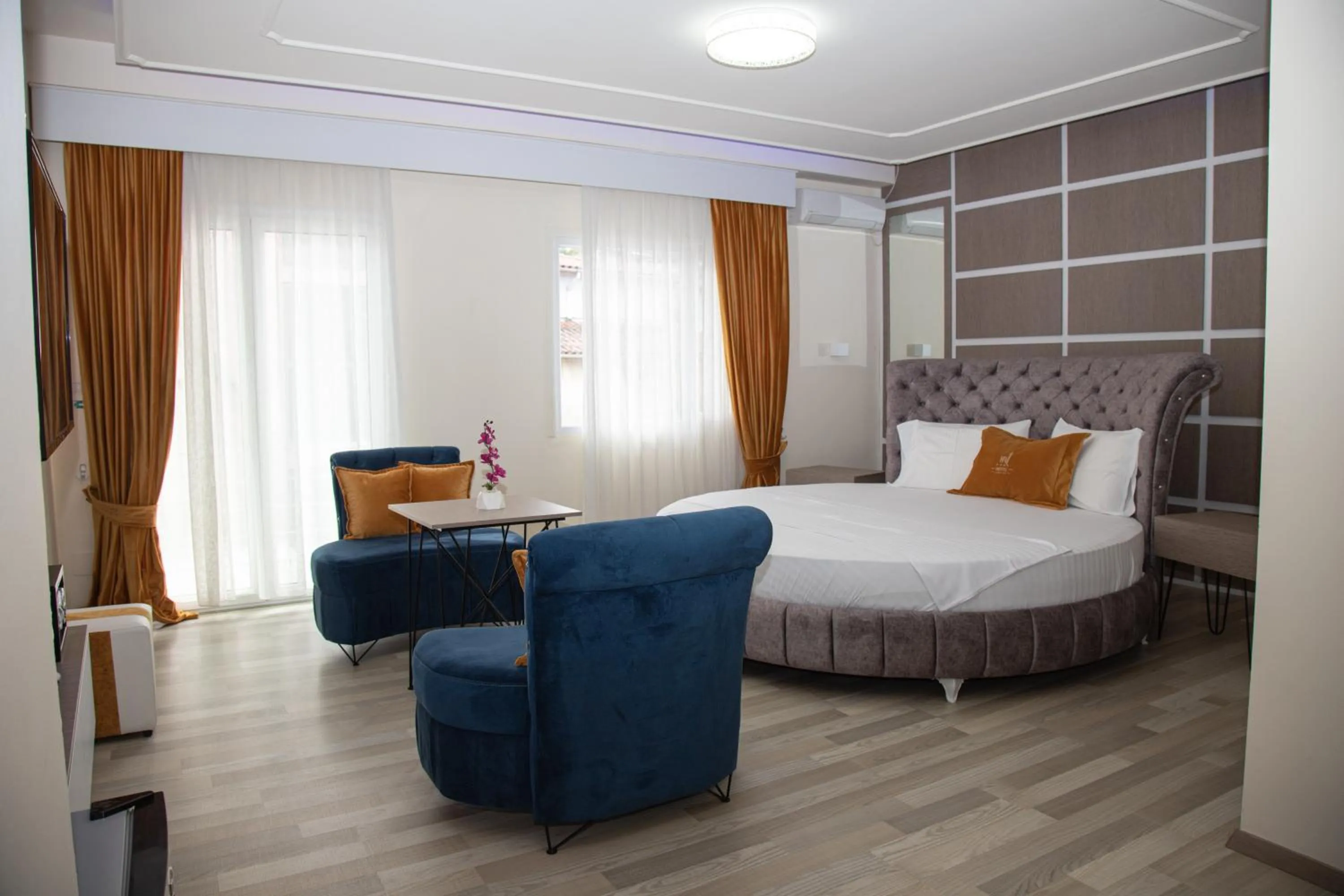 Bed in Hotel Number One