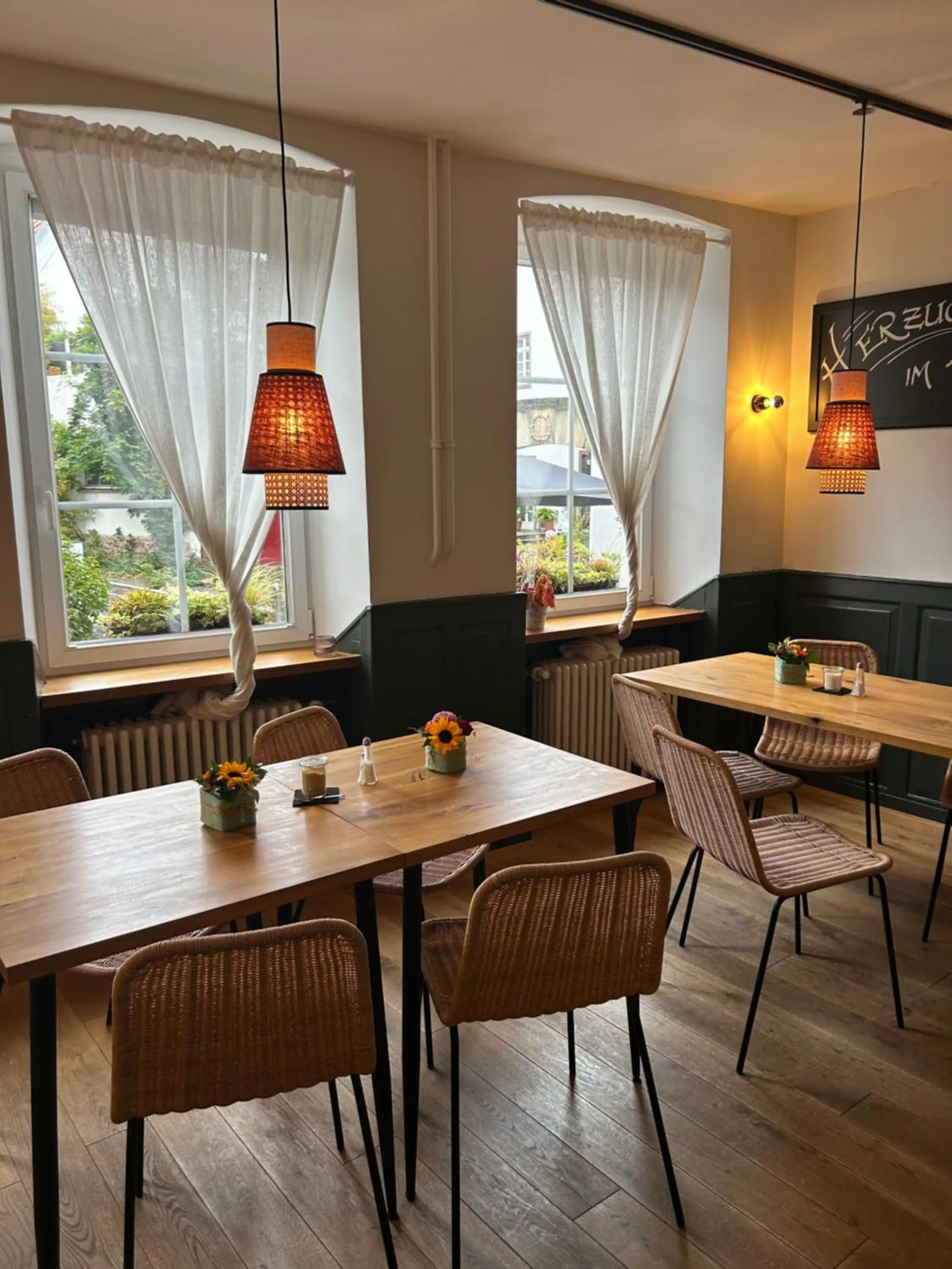 Restaurant/places to eat in DK Hotel Heidelberg