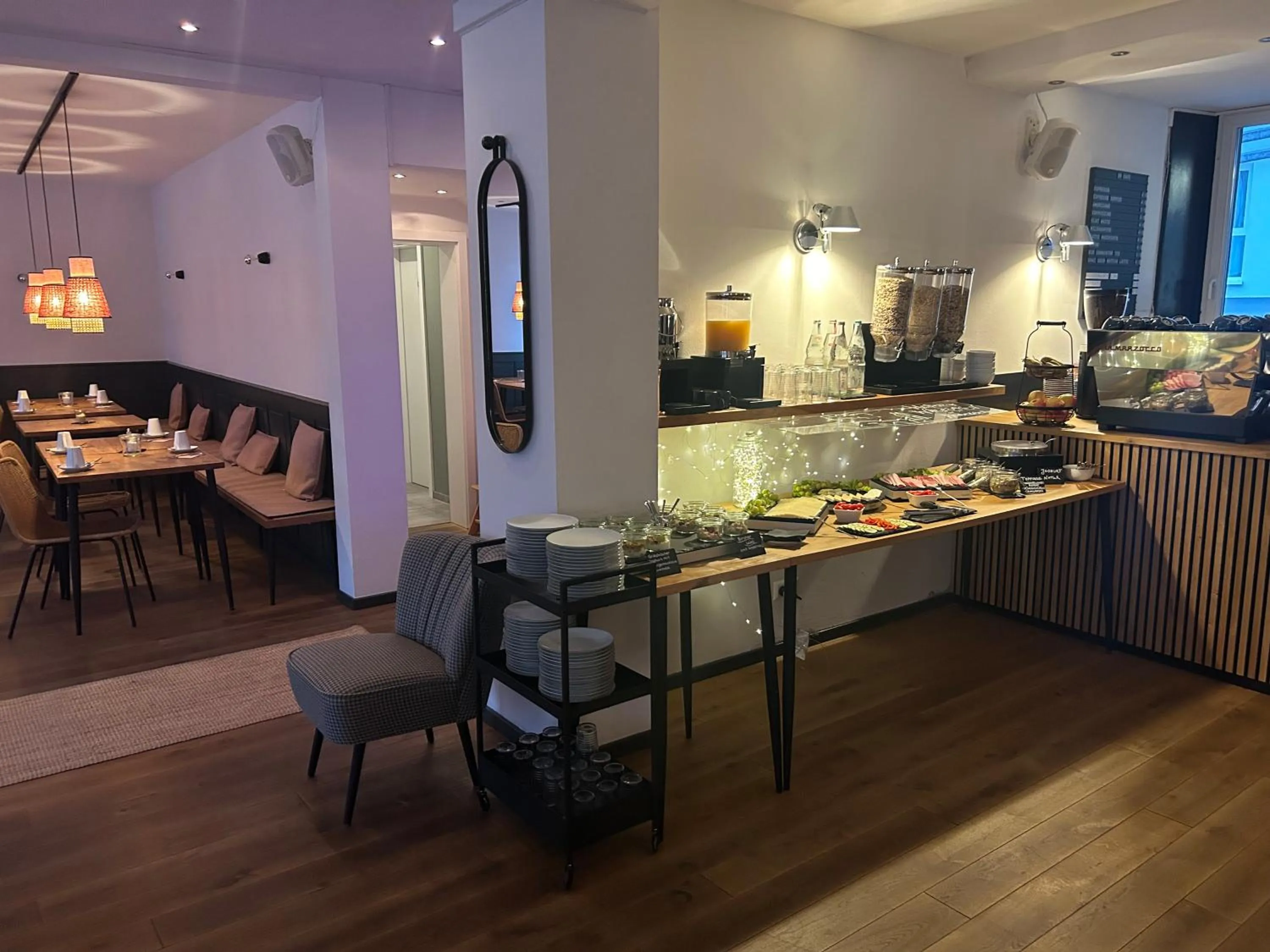 Breakfast in DK Hotel Heidelberg