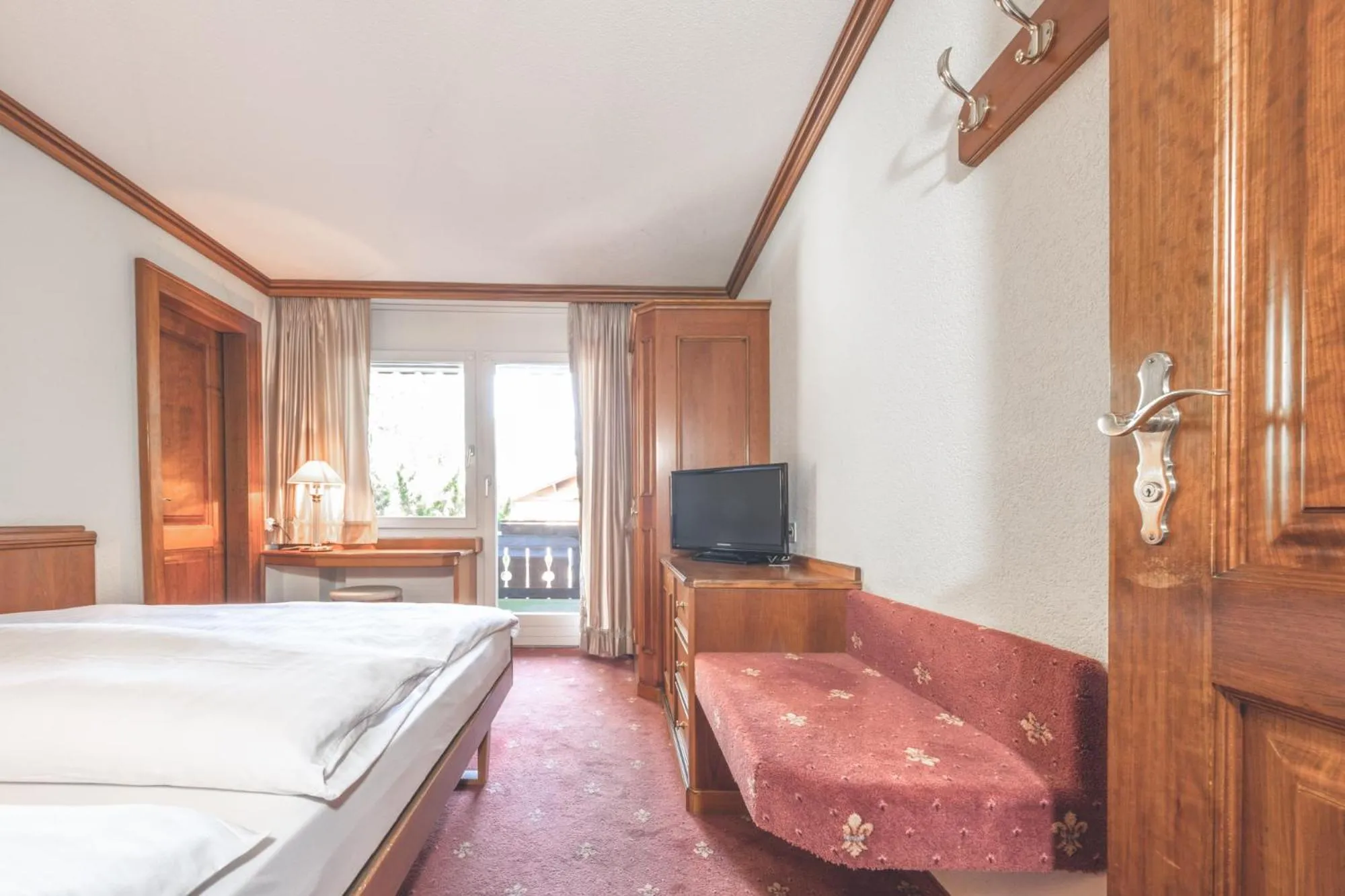 Photo of the whole room, Bed in Antares Hotel