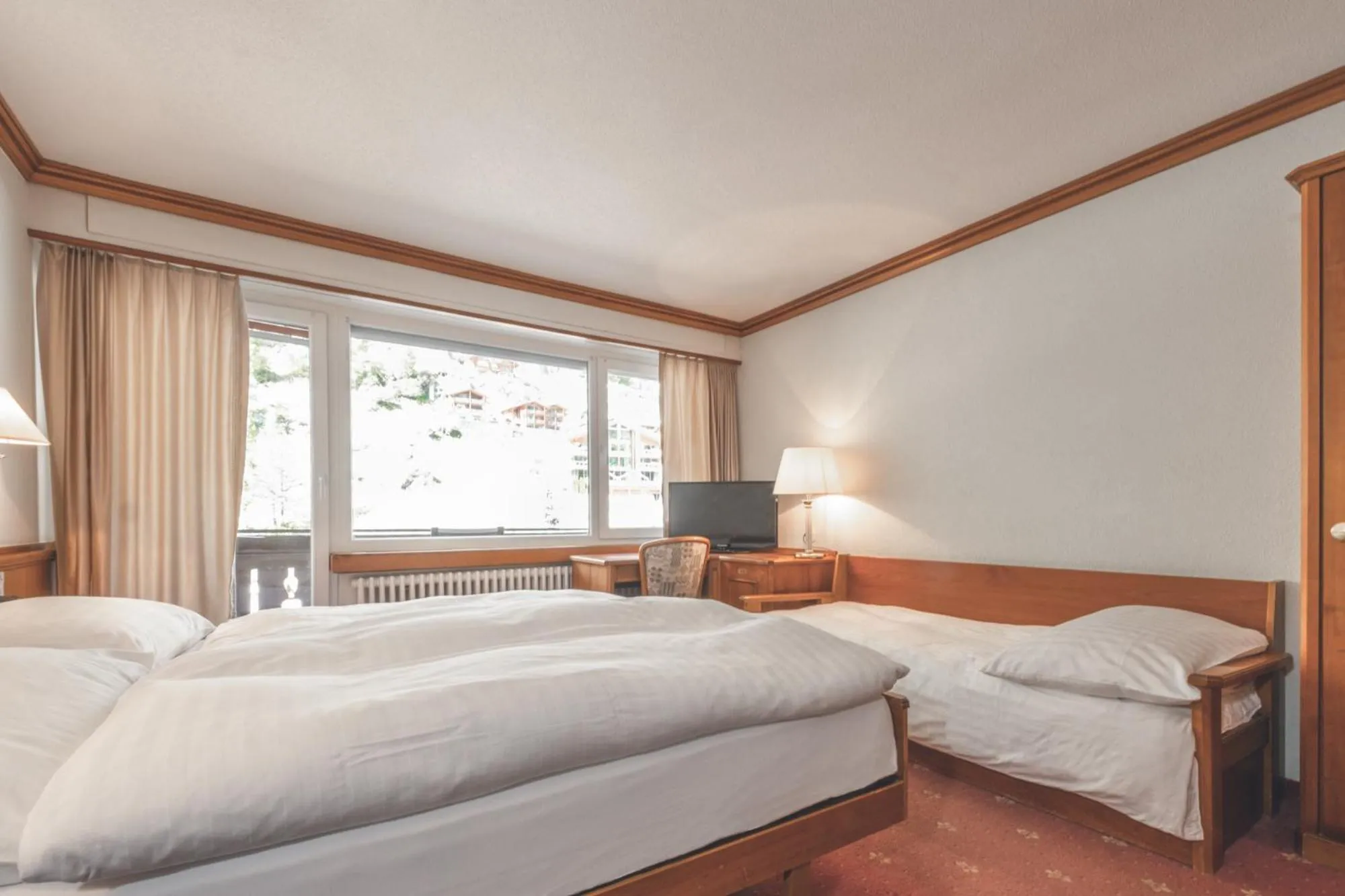 Photo of the whole room, Bed in Antares Hotel