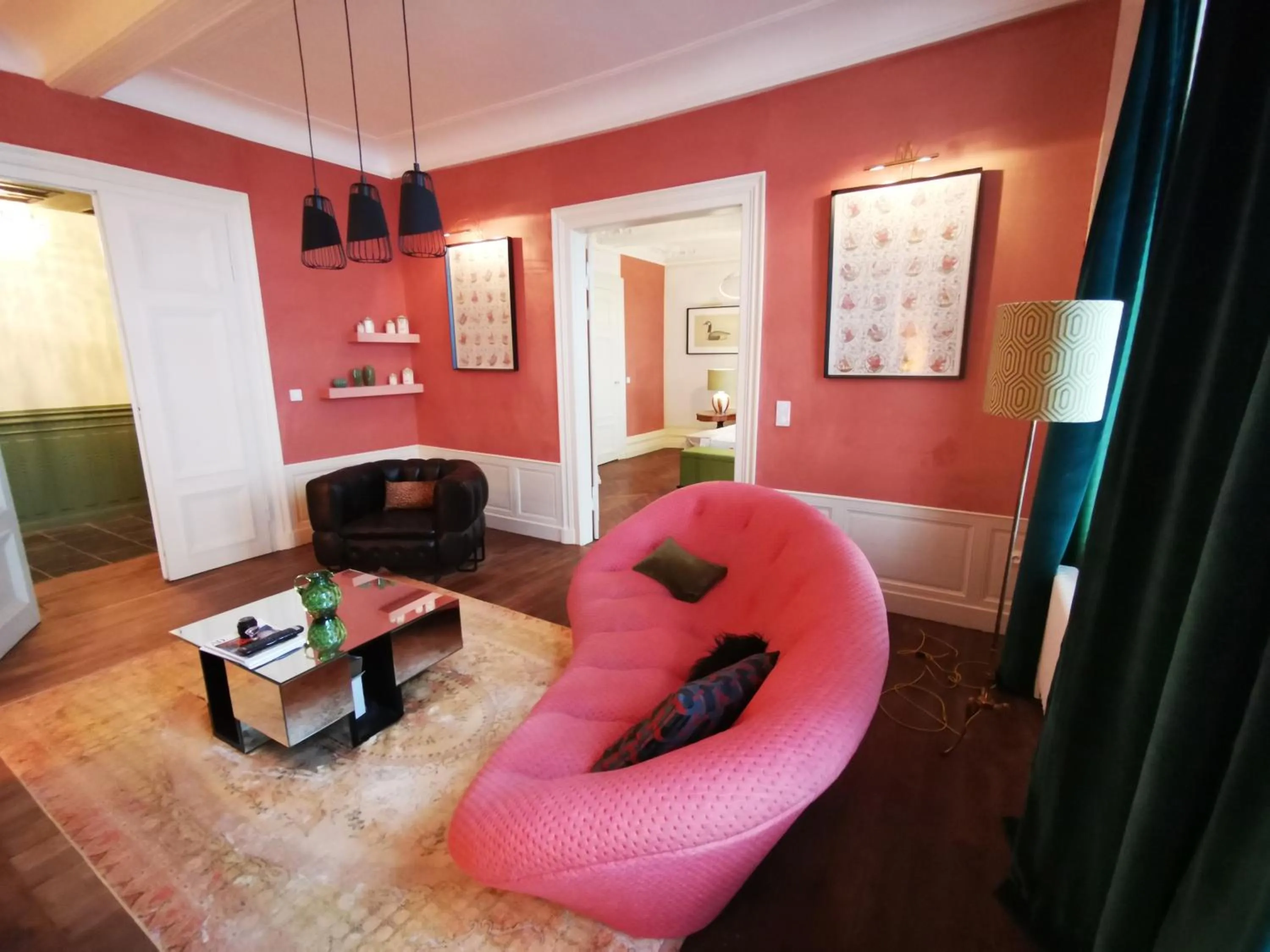 TV and multimedia in JARDIN D'HIVER CASSEL Suite de 70 m2