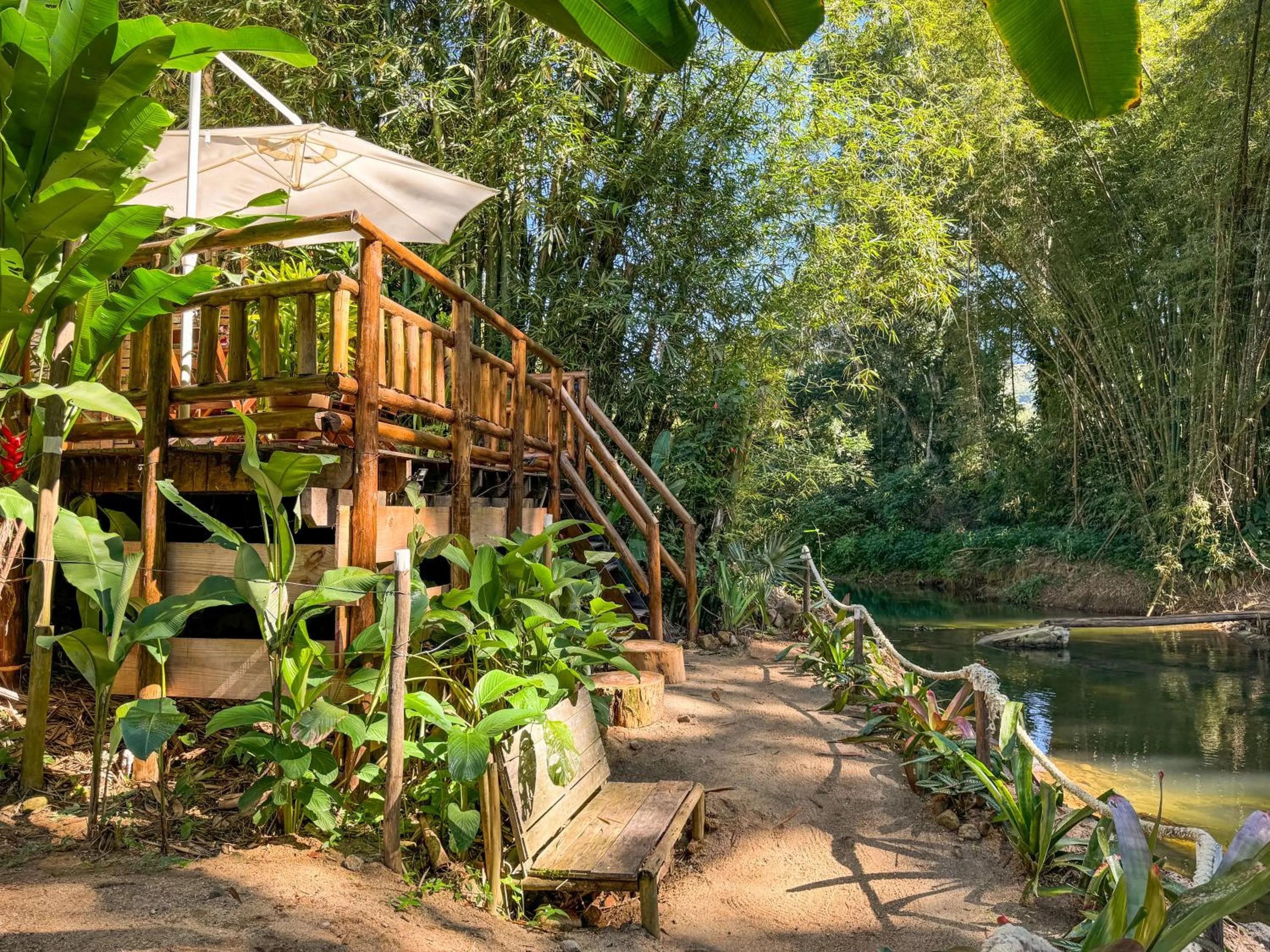 Balcony/Terrace in Pousada Entre Folhas