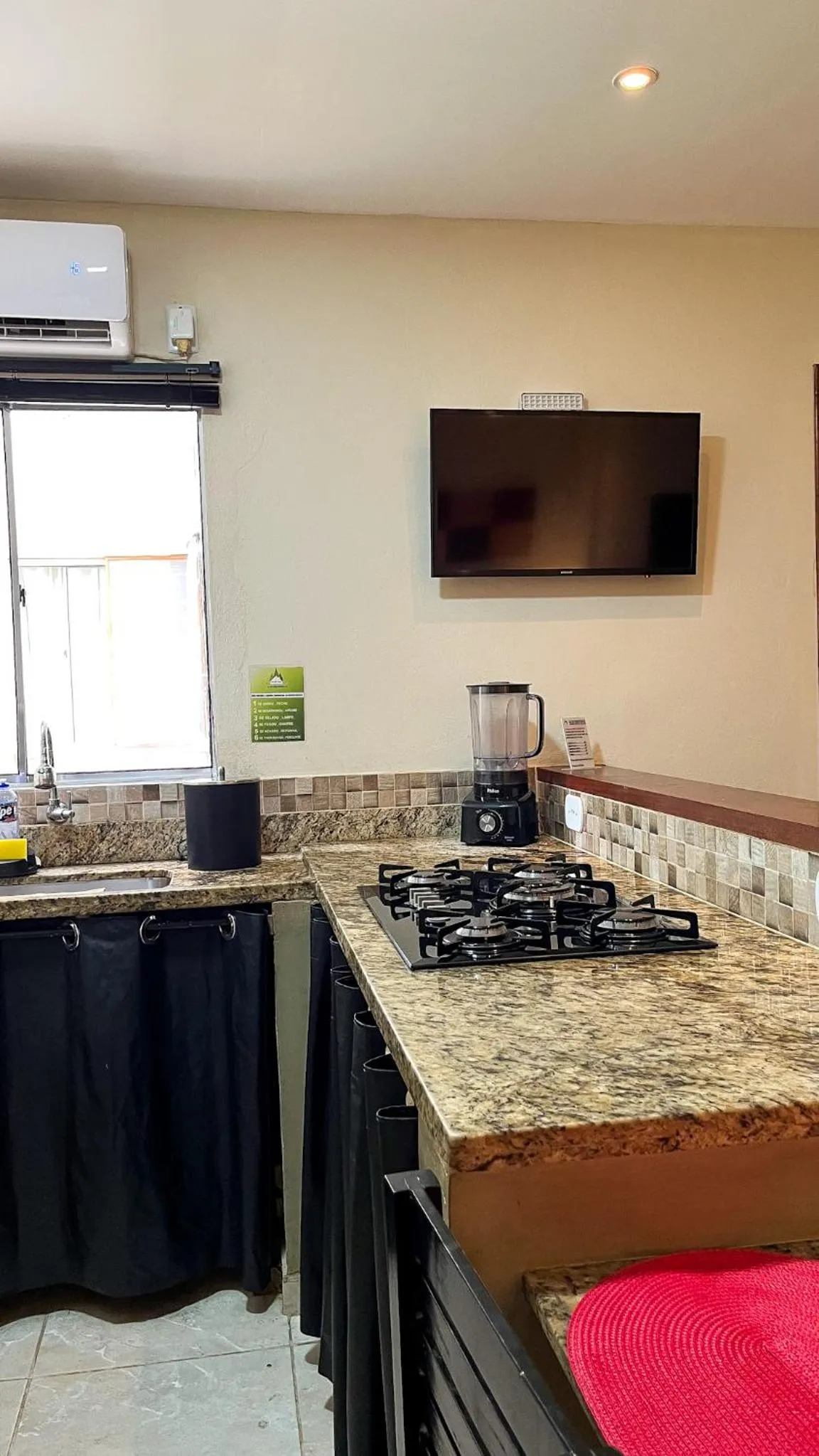 Kitchen or kitchenette in Pousada Entre Folhas